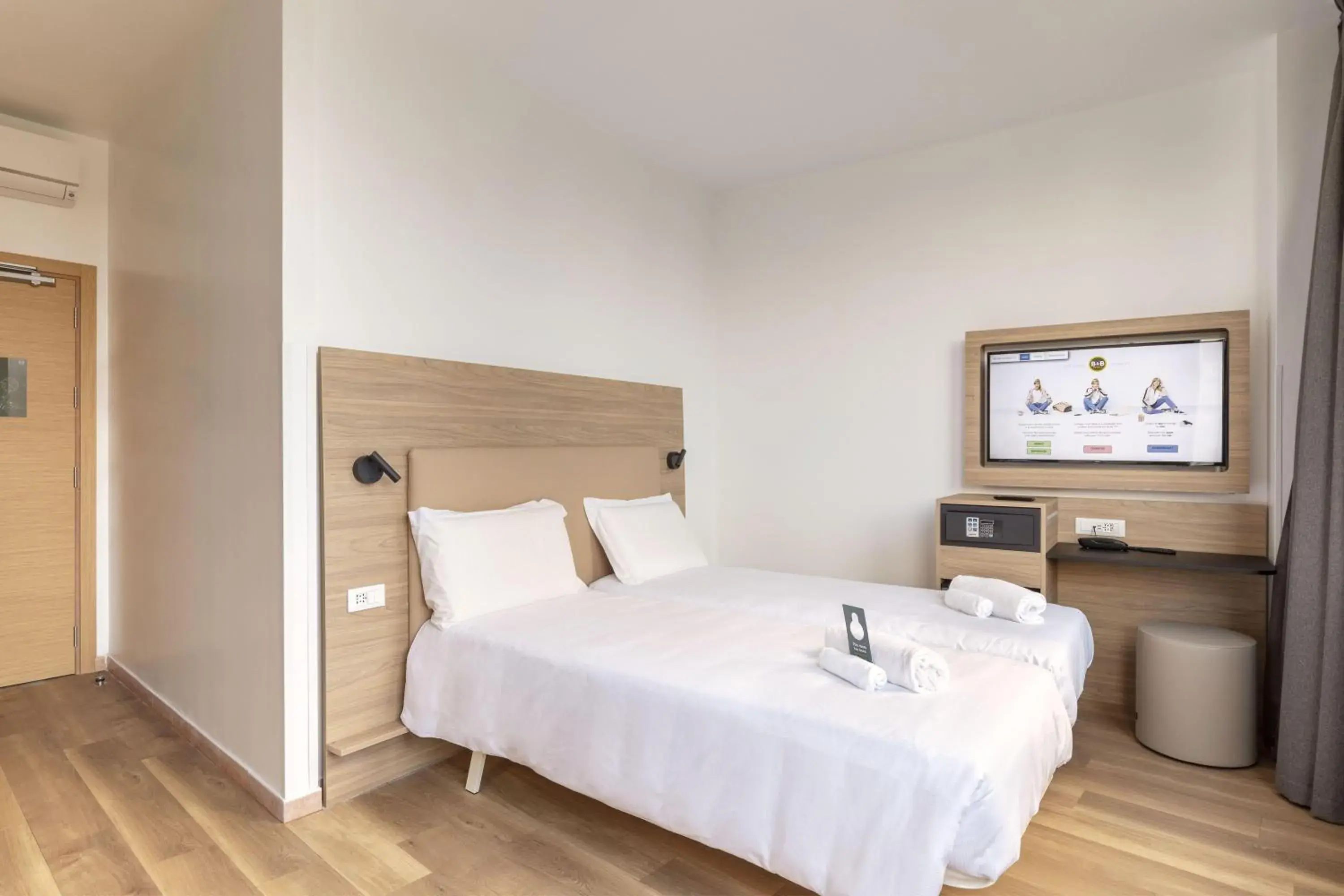 Twin Room in B&B Hotel Pomezia Roma Twin Room in B&B Hotel Pomezia Roma