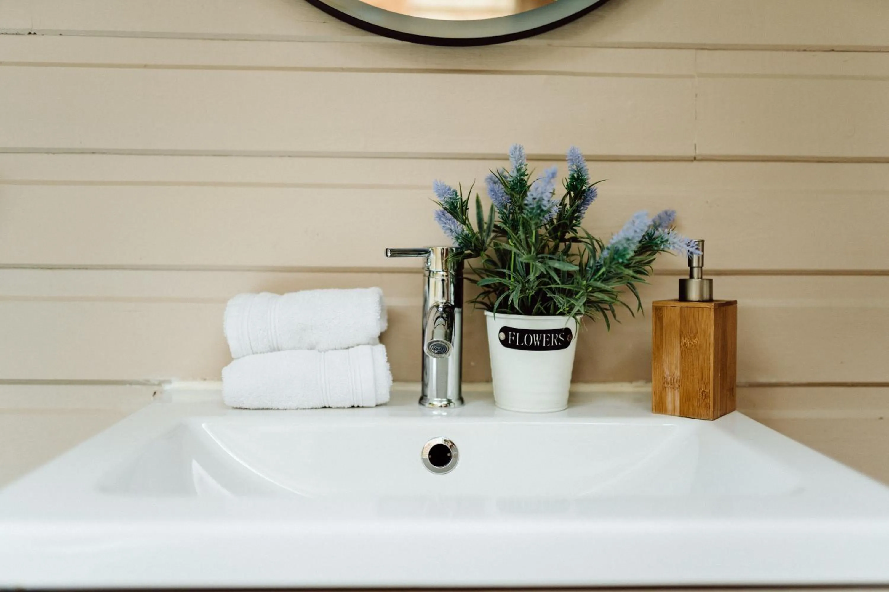 towels in Les Glycines de Monchy- Chambres d'hôtes