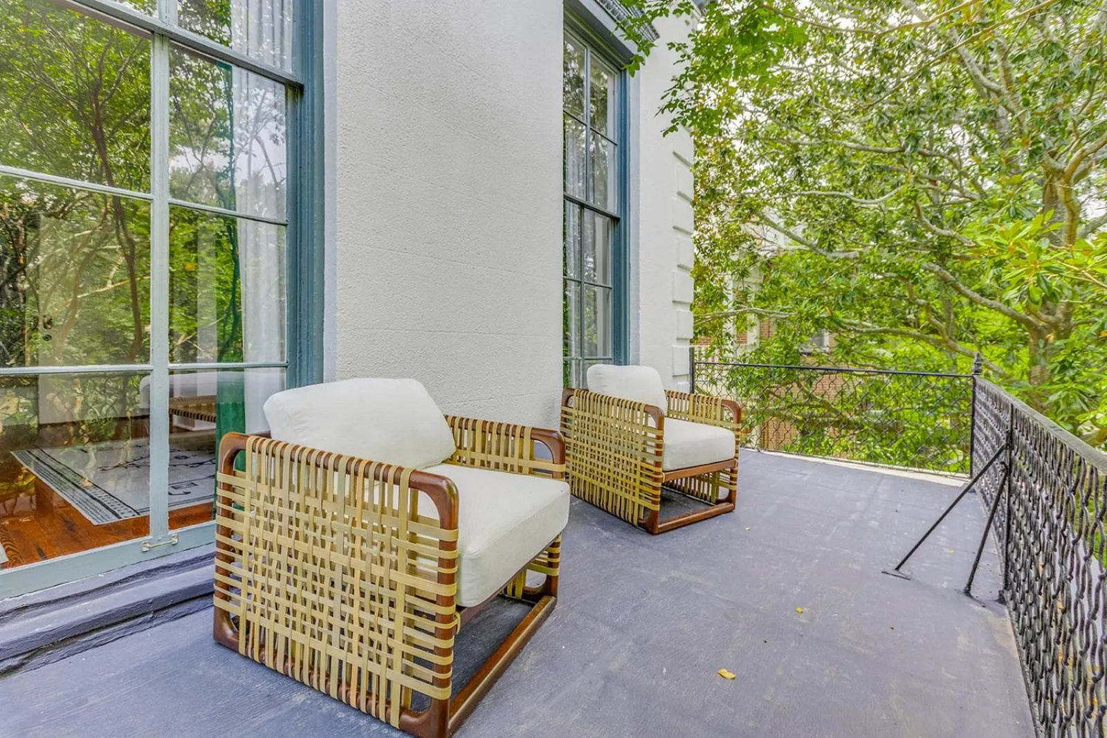 Patio in Bellwether House