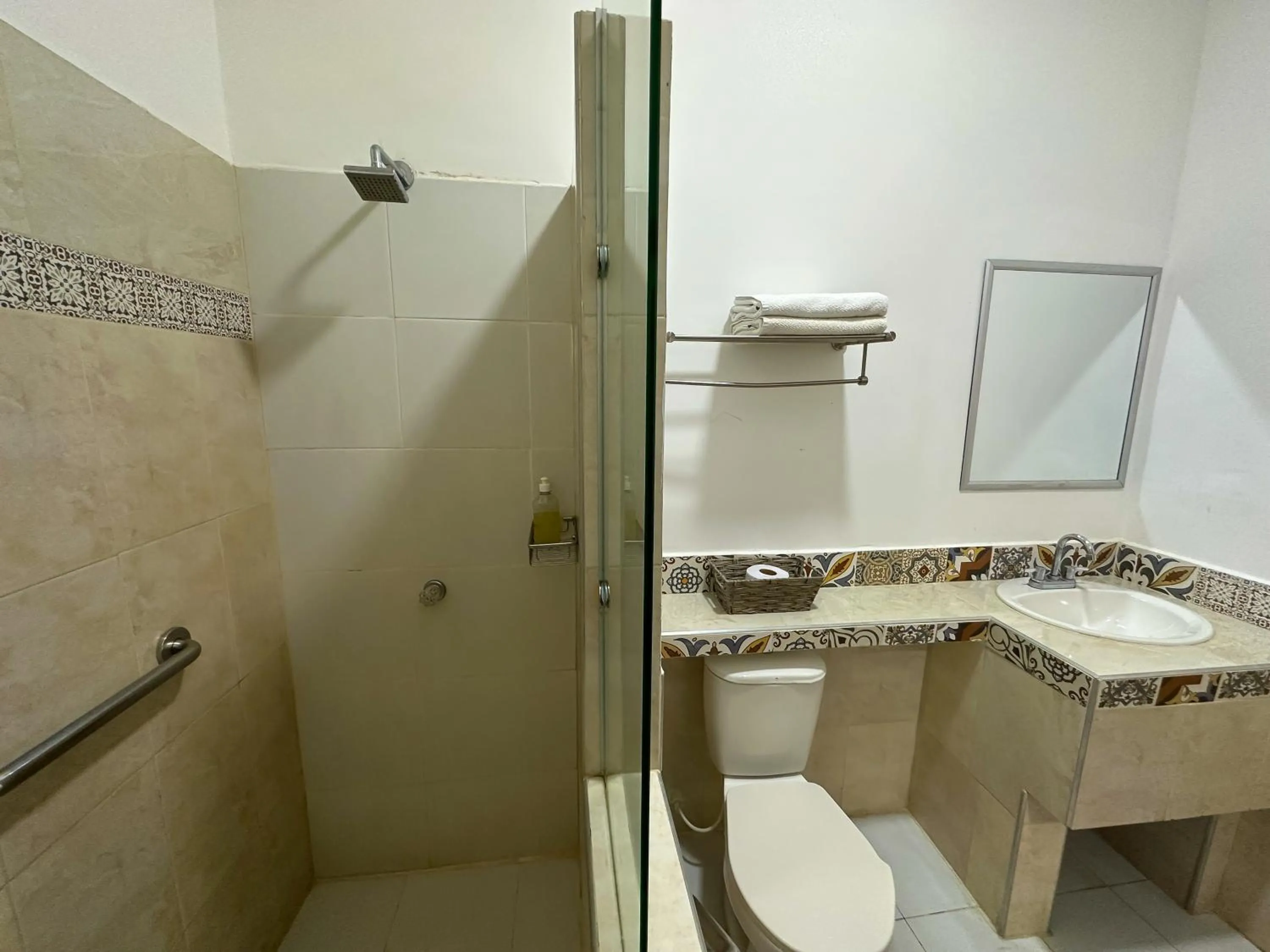Bathroom in Hotel Zamay Centro Historico