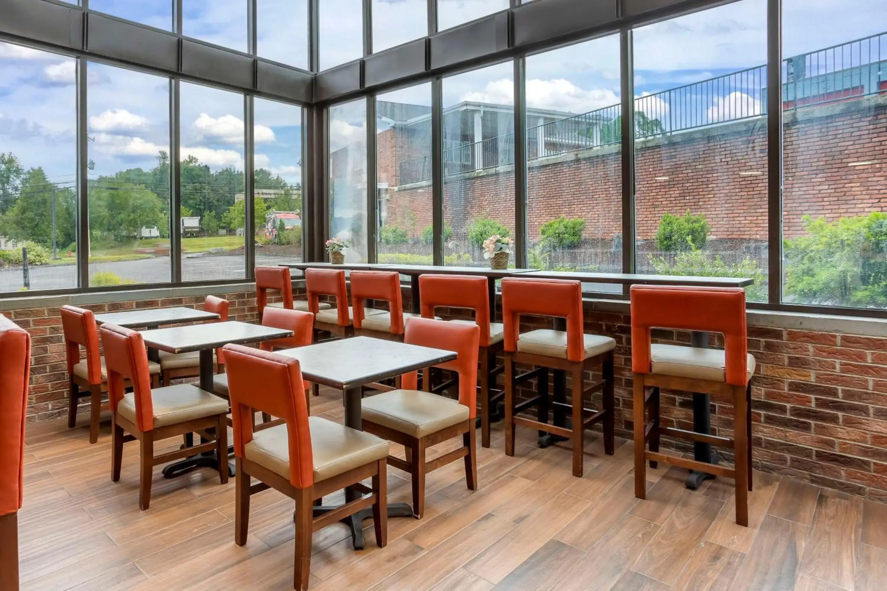 Breakfast in Best Western Danbury/Bethel Breakfast in Best Western Danbury/Bethel