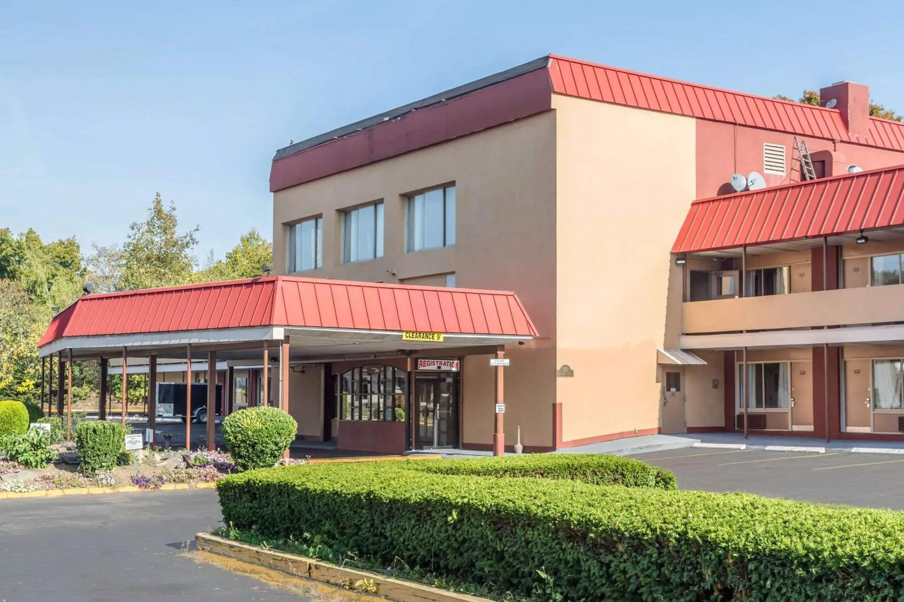 Property Building in Econo Lodge West Haven