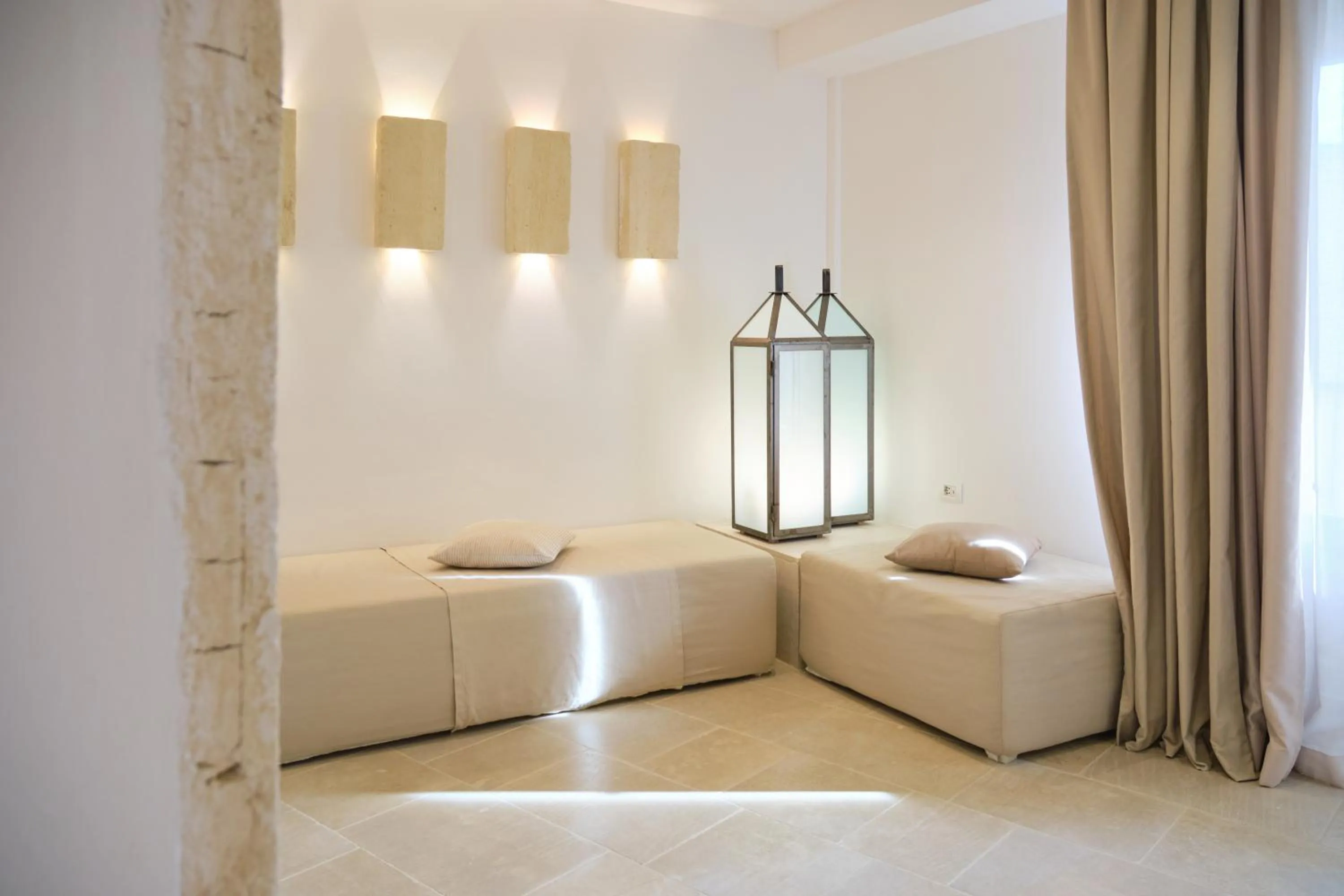 HOTEL BARONE DI MARE