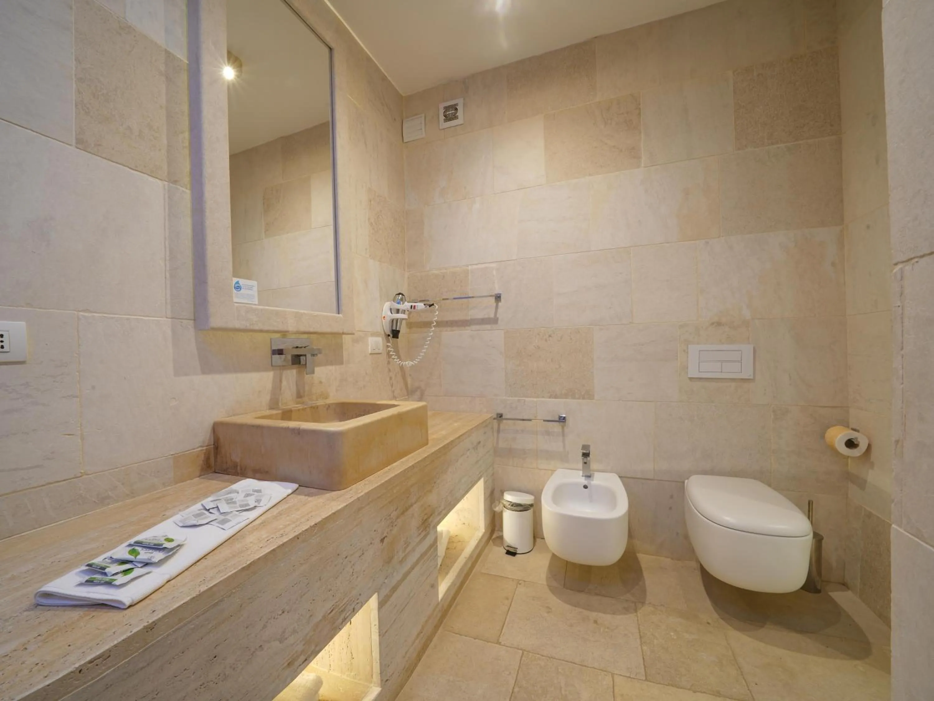 HOTEL BARONE DI MARE