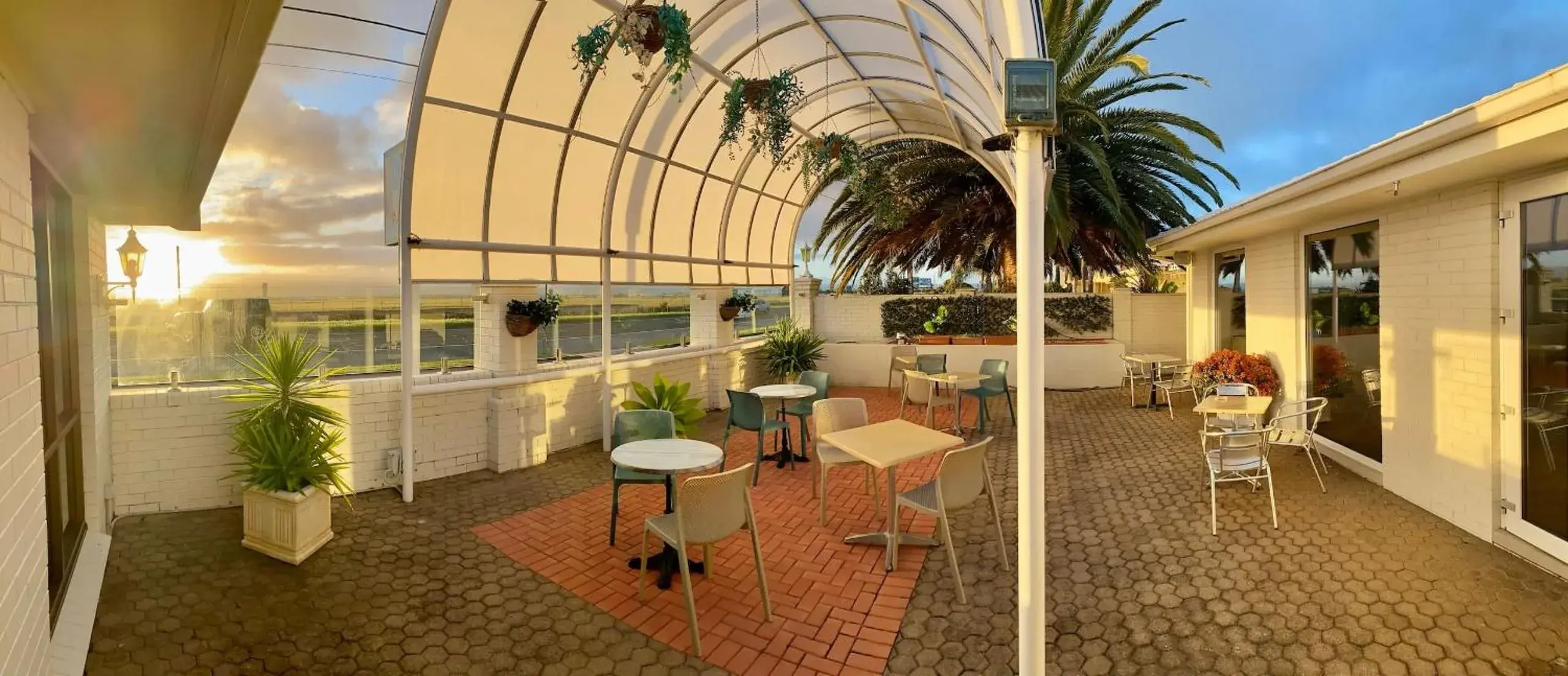 Restaurant/places to eat in Best Western Adelaide Airport Restaurant/places to eat in Best Western Adelaide Airport