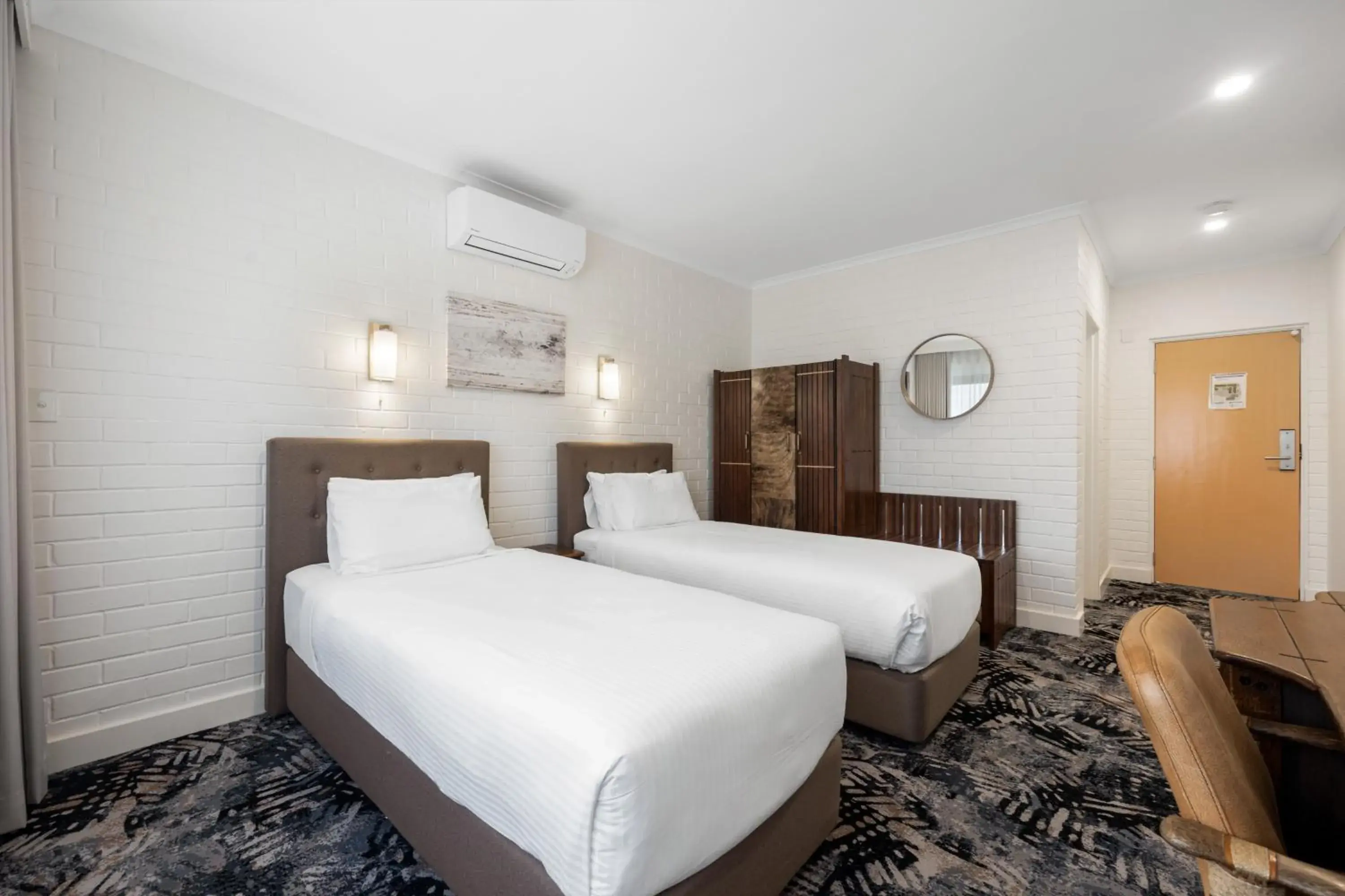 Deluxe Twin Room in Best Western Adelaide Airport Deluxe Twin Room in Best Western Adelaide Airport