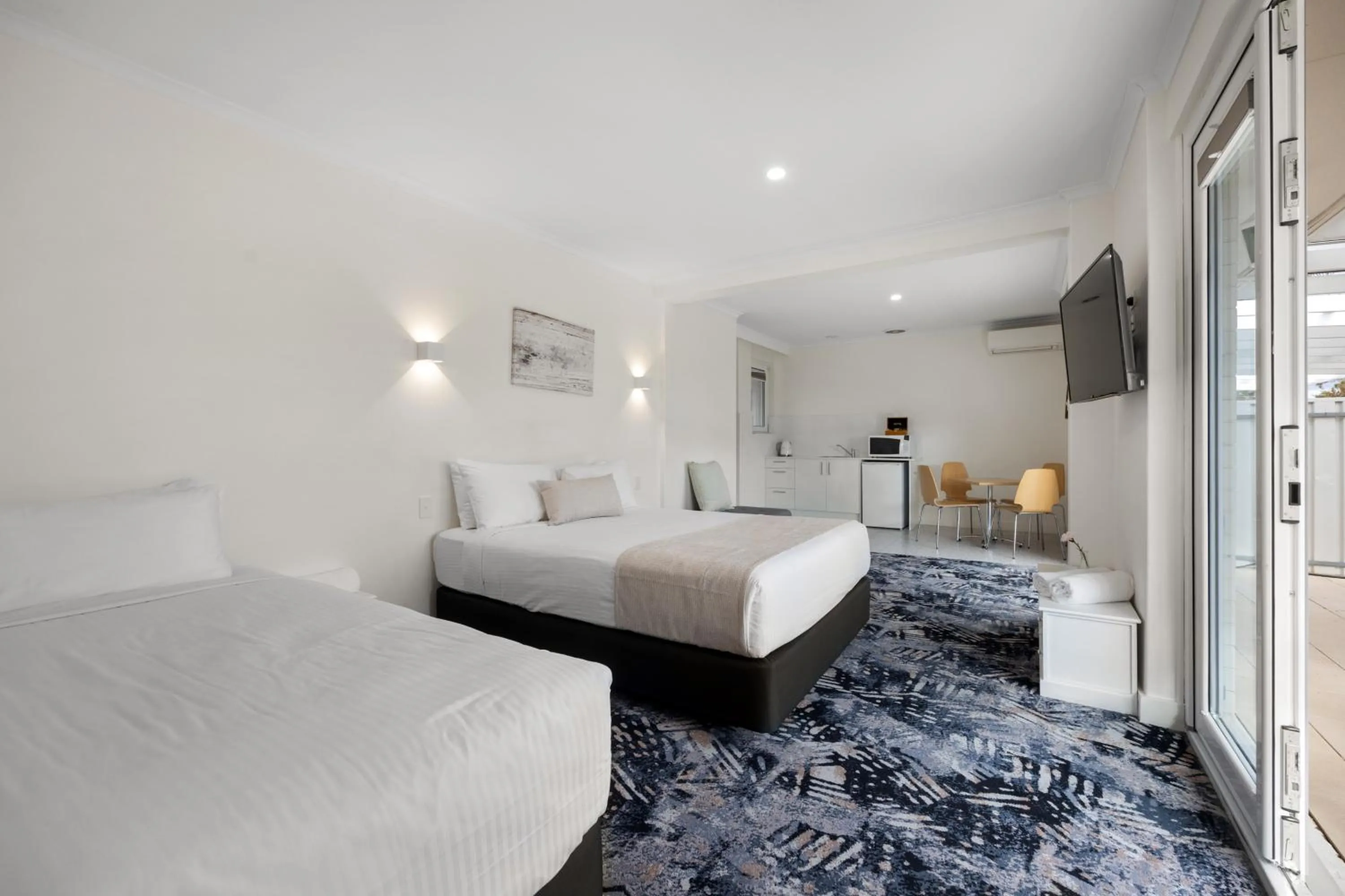 Bed in Best Western Adelaide Airport