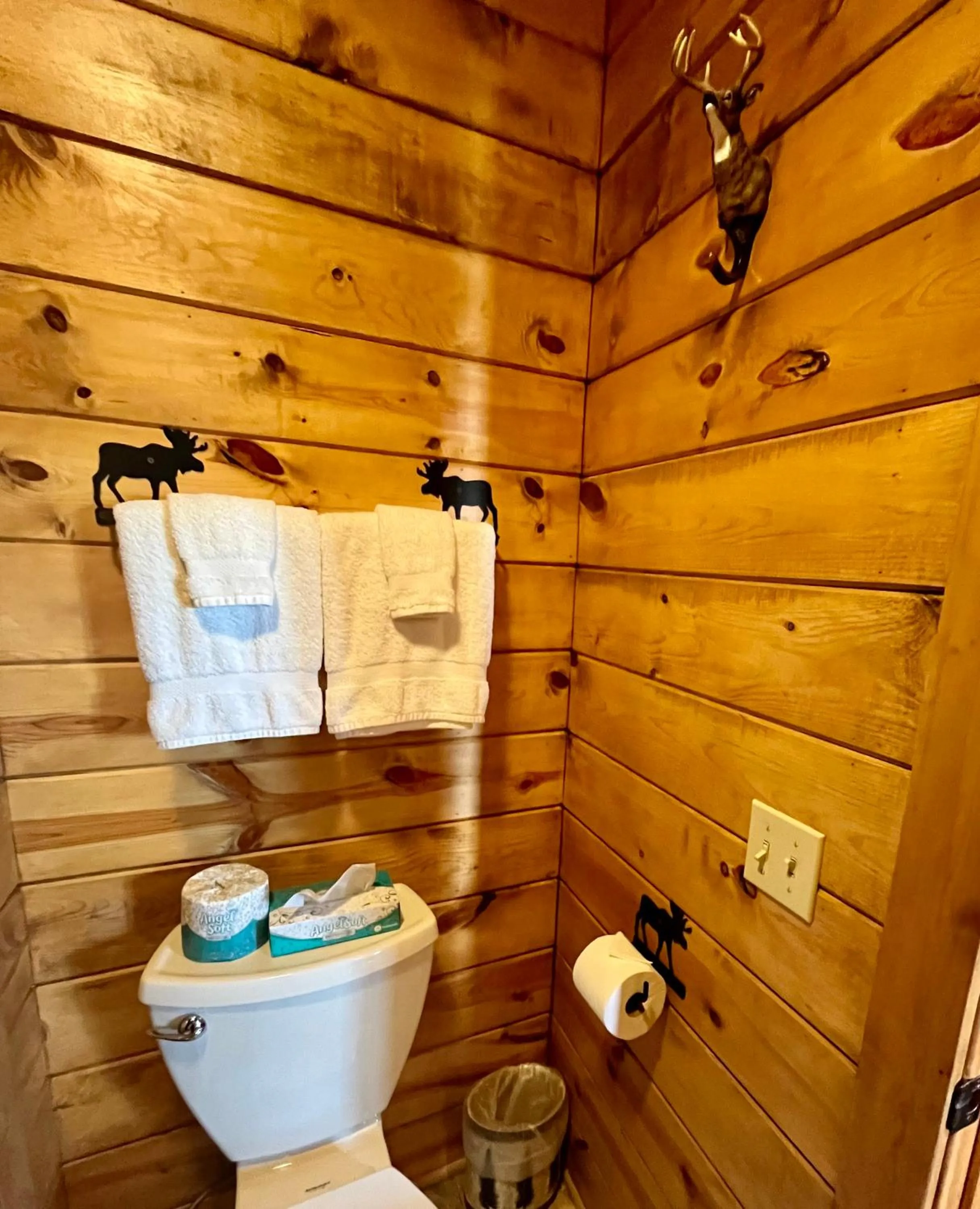 Toilet in Badlands Frontier Cabins