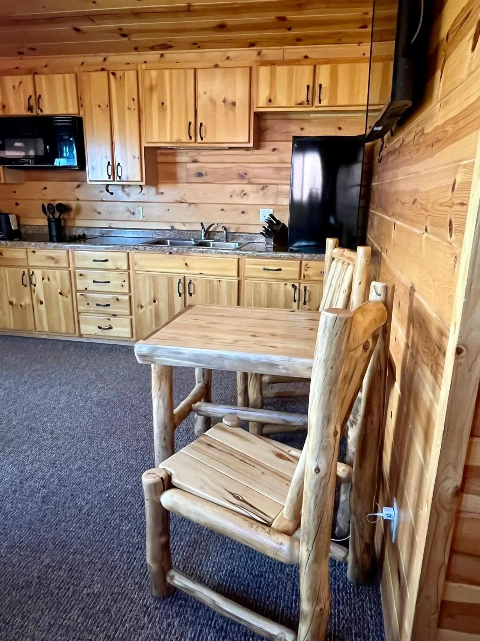 Kitchen or kitchenette in Badlands Frontier Cabins
