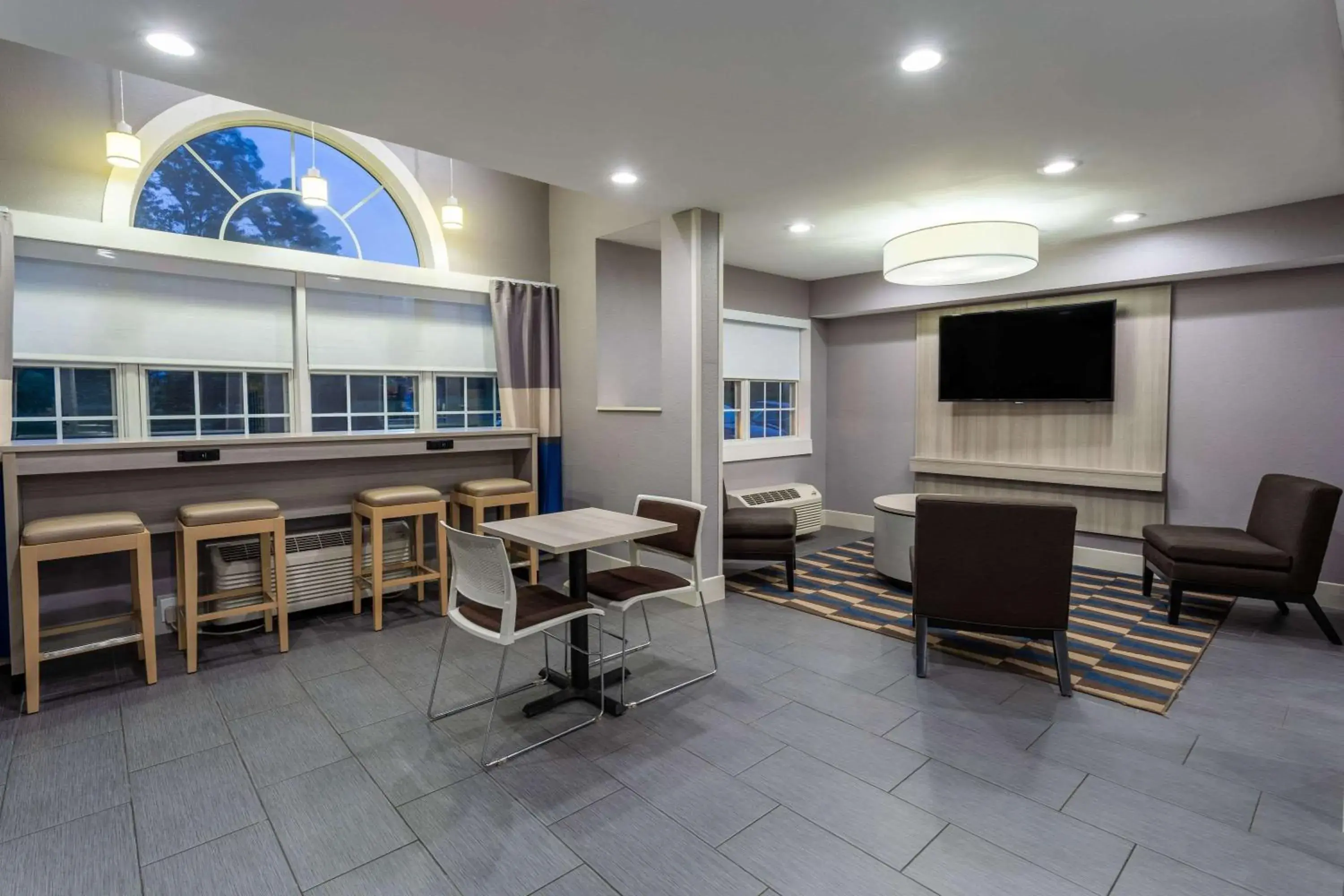 Lobby or reception in Microtel Inn & Suites by Wyndham Bethel/Danbury Lobby or reception in Microtel Inn & Suites by Wyndham Bethel/Danbury