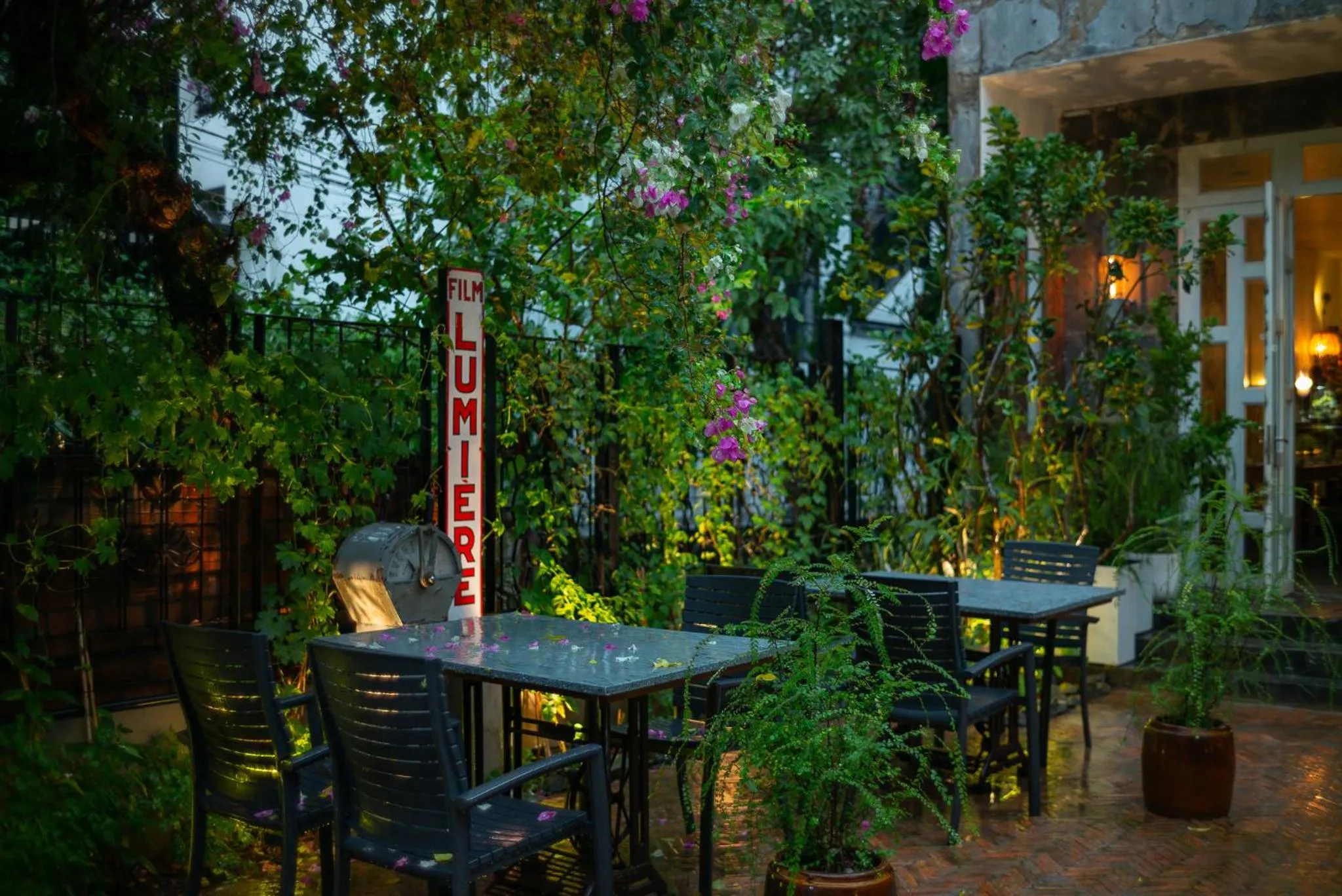 Restaurant/places to eat in Amanaki Thao Dien