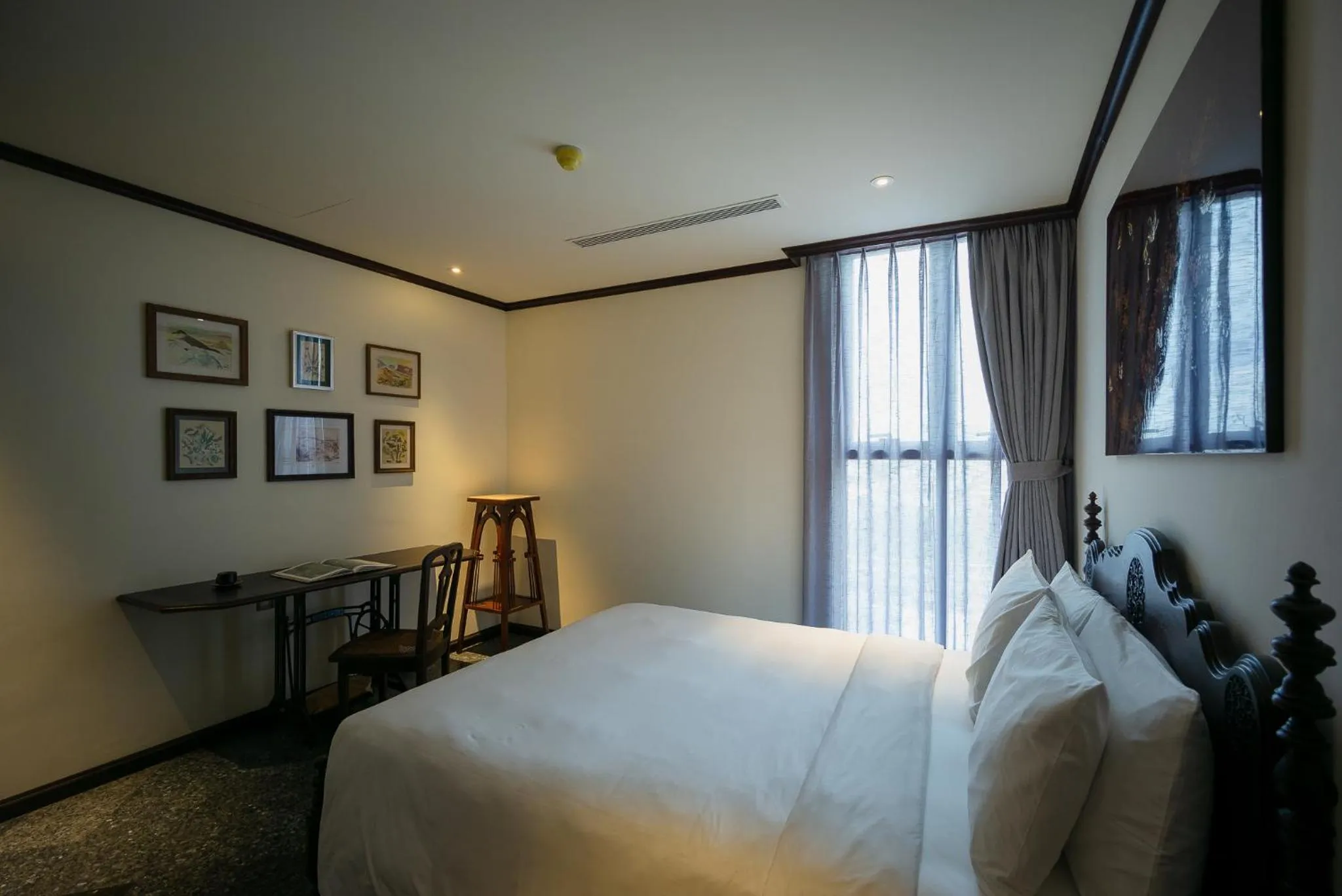 Bed in Amanaki Thao Dien