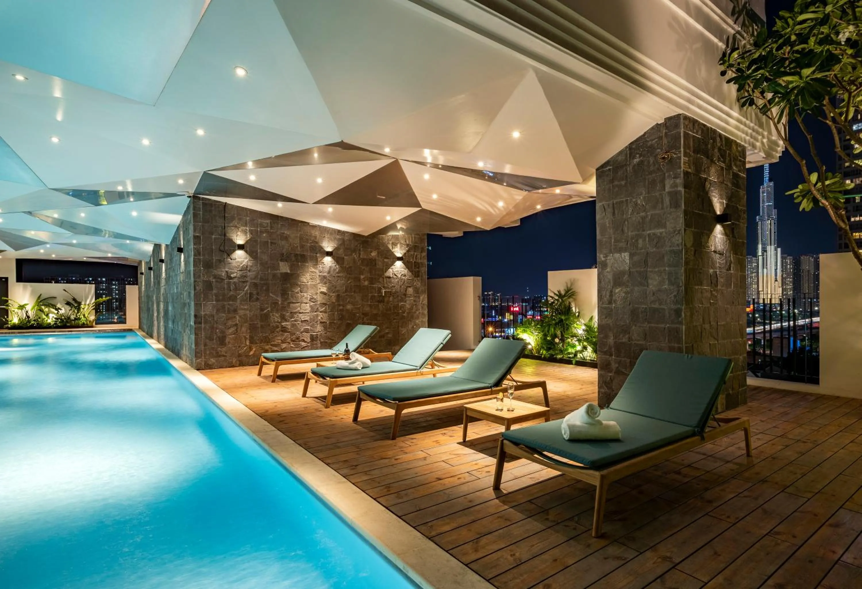 Swimming pool in Amanaki Thao Dien