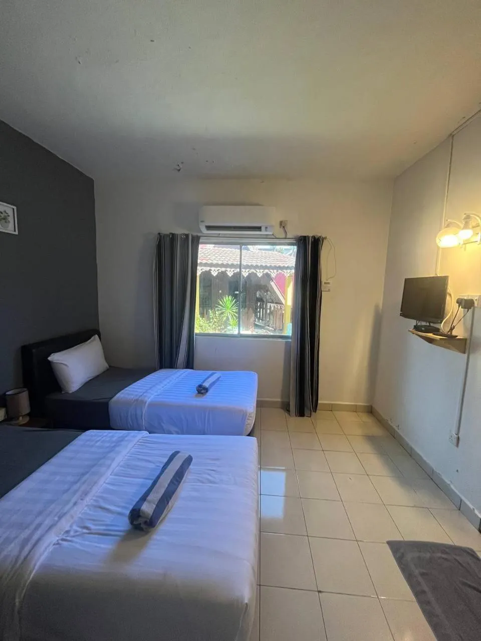 Bed in Sandy Beach Resort By Casa Loma