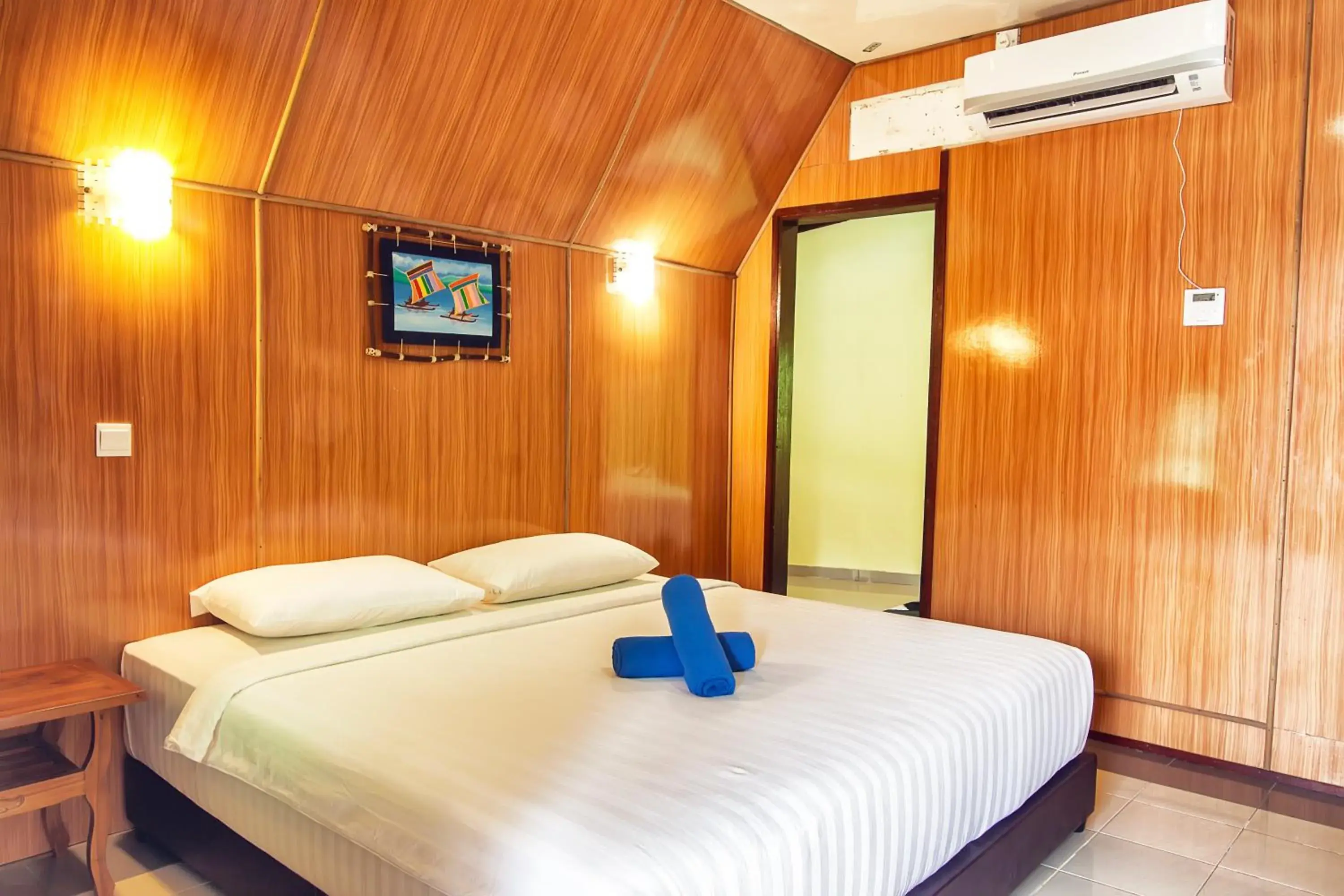 Bedroom, Bed in Sandy Beach Resort By Casa Loma Bedroom, Bed in Sandy Beach Resort By Casa Loma