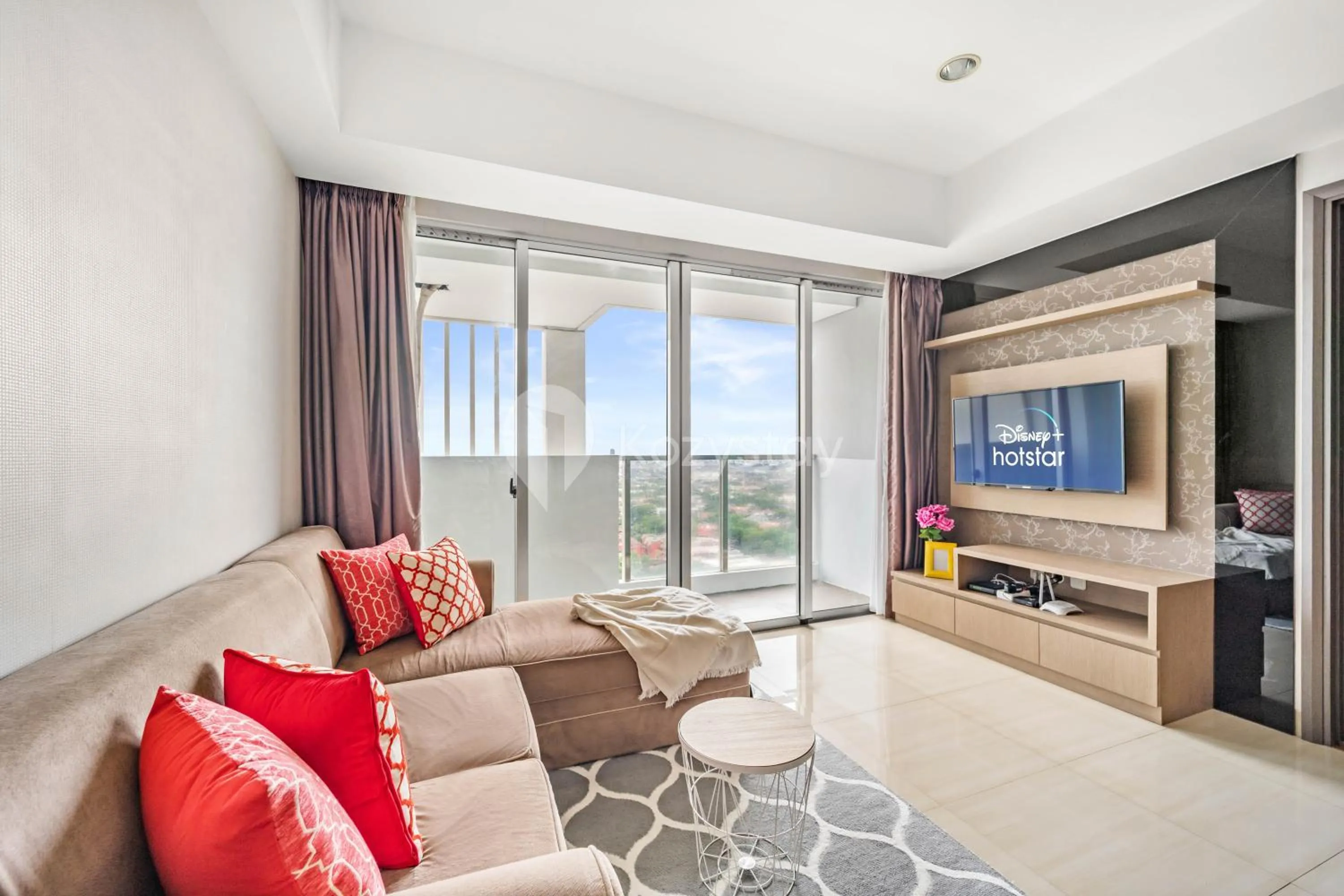 Living room in Soleil by Kozystay - Kemang