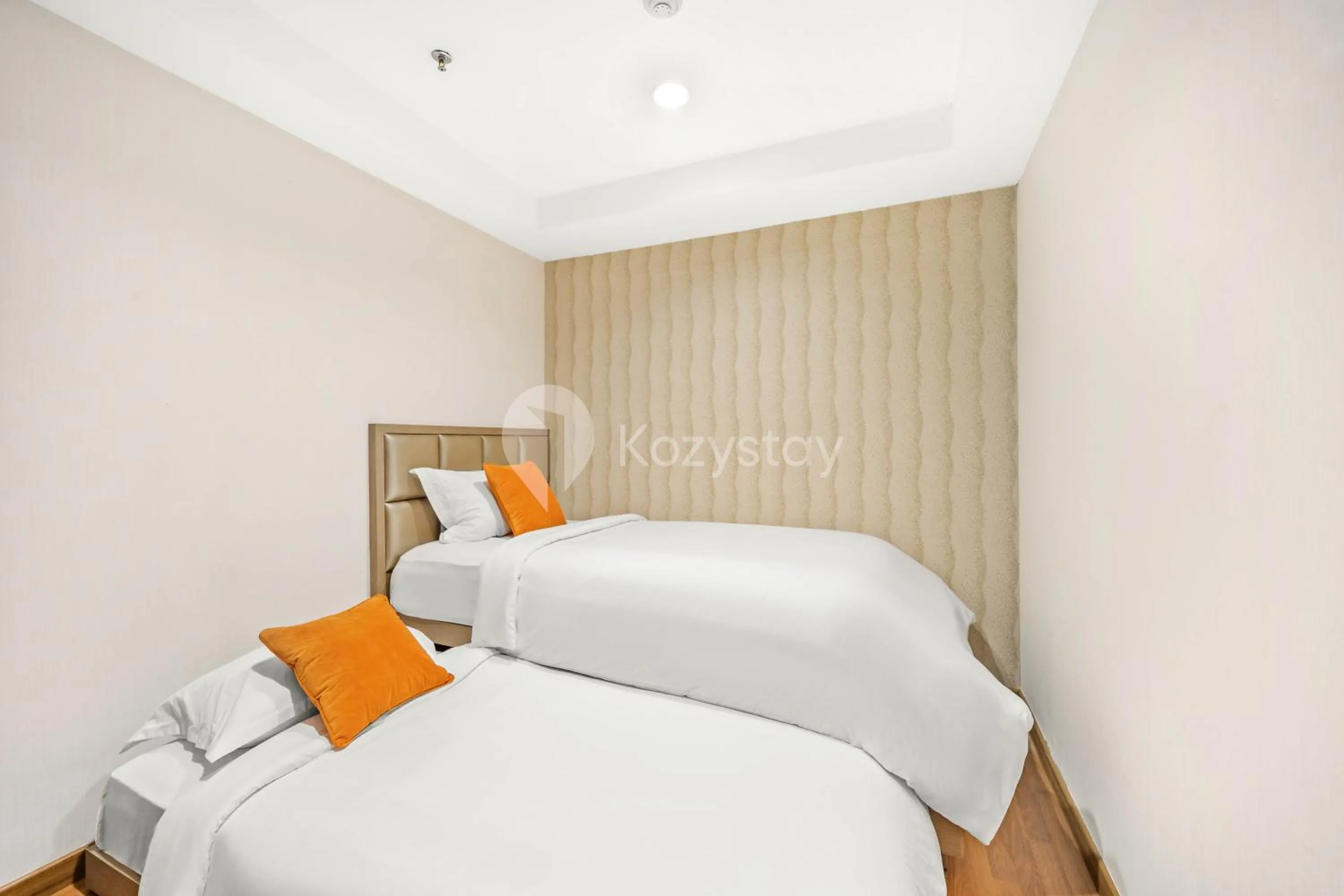 Bedroom, Bed in Soleil by Kozystay - Kemang