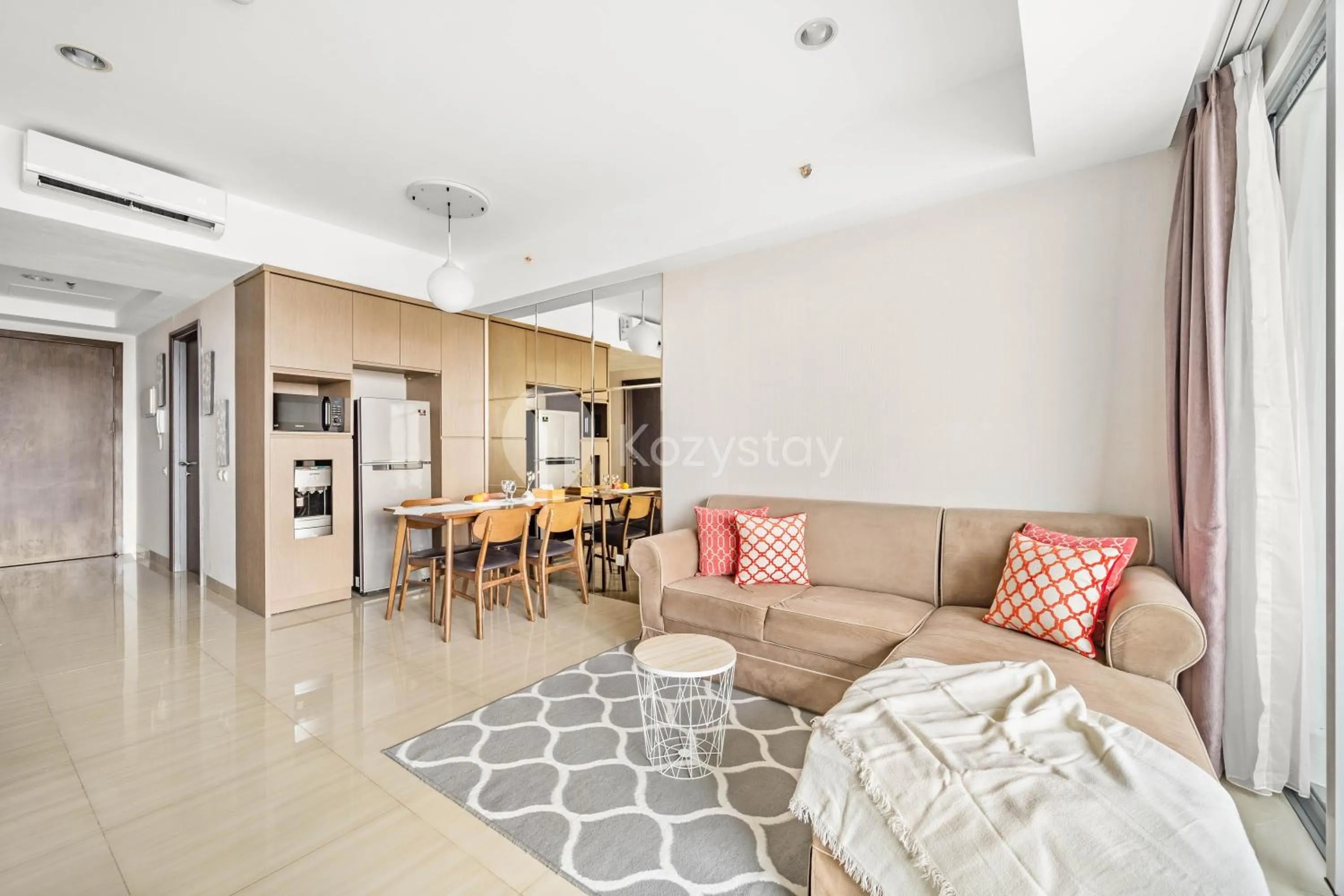 Living room in Soleil by Kozystay - Kemang
