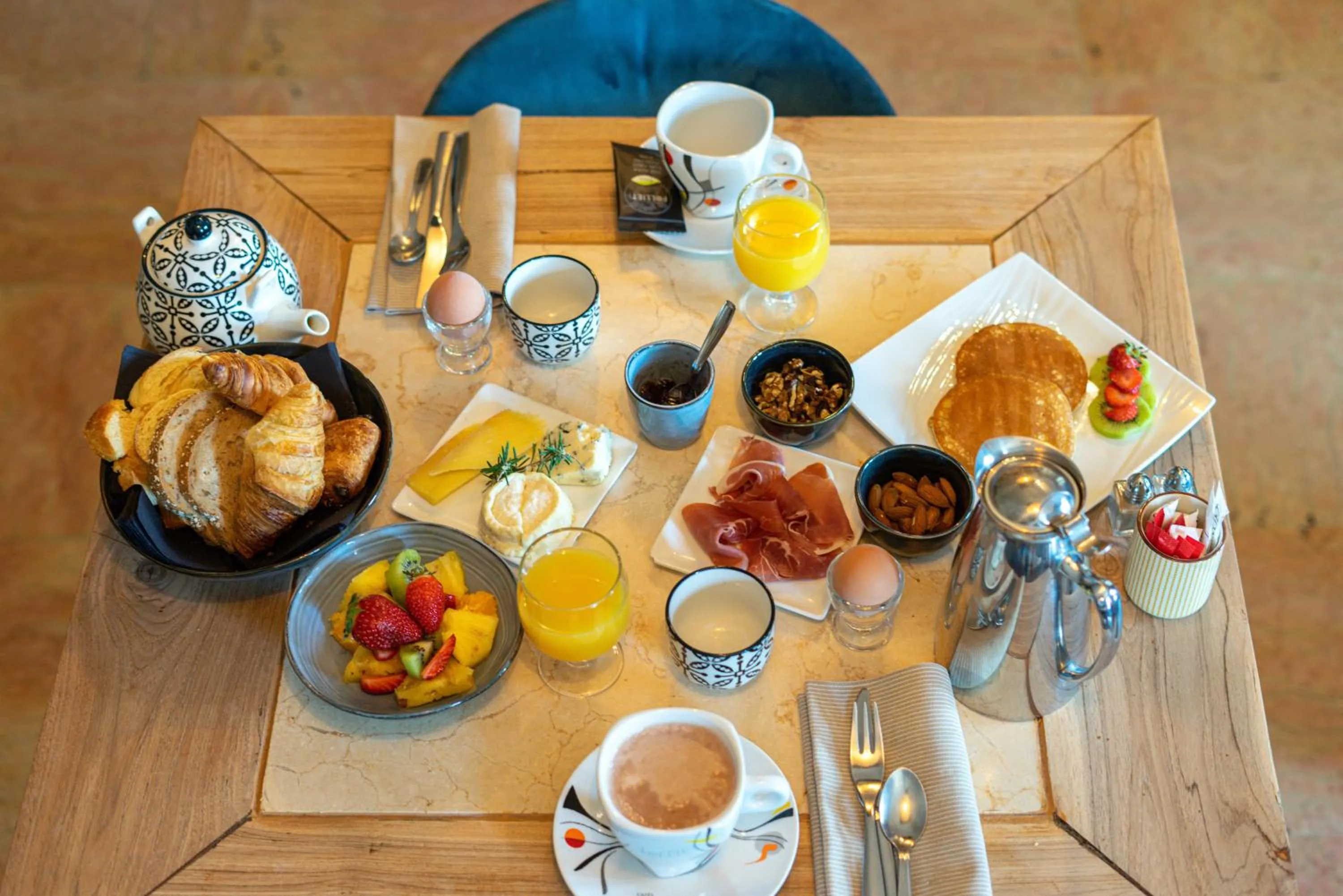 Breakfast in Hotel Bastide & SPA - Villa de Lourmarin