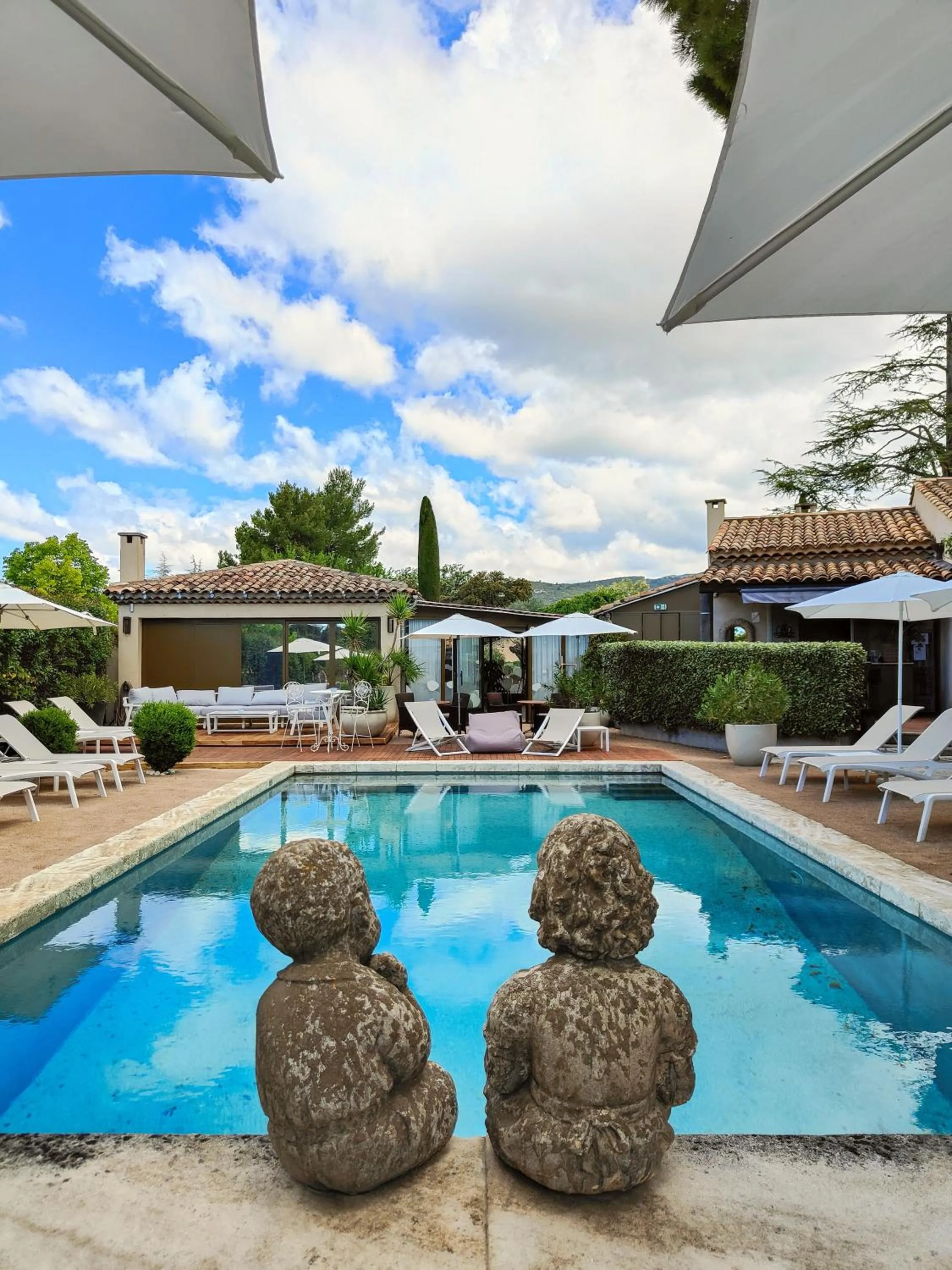 Swimming pool in Hotel Bastide & SPA - Villa de Lourmarin