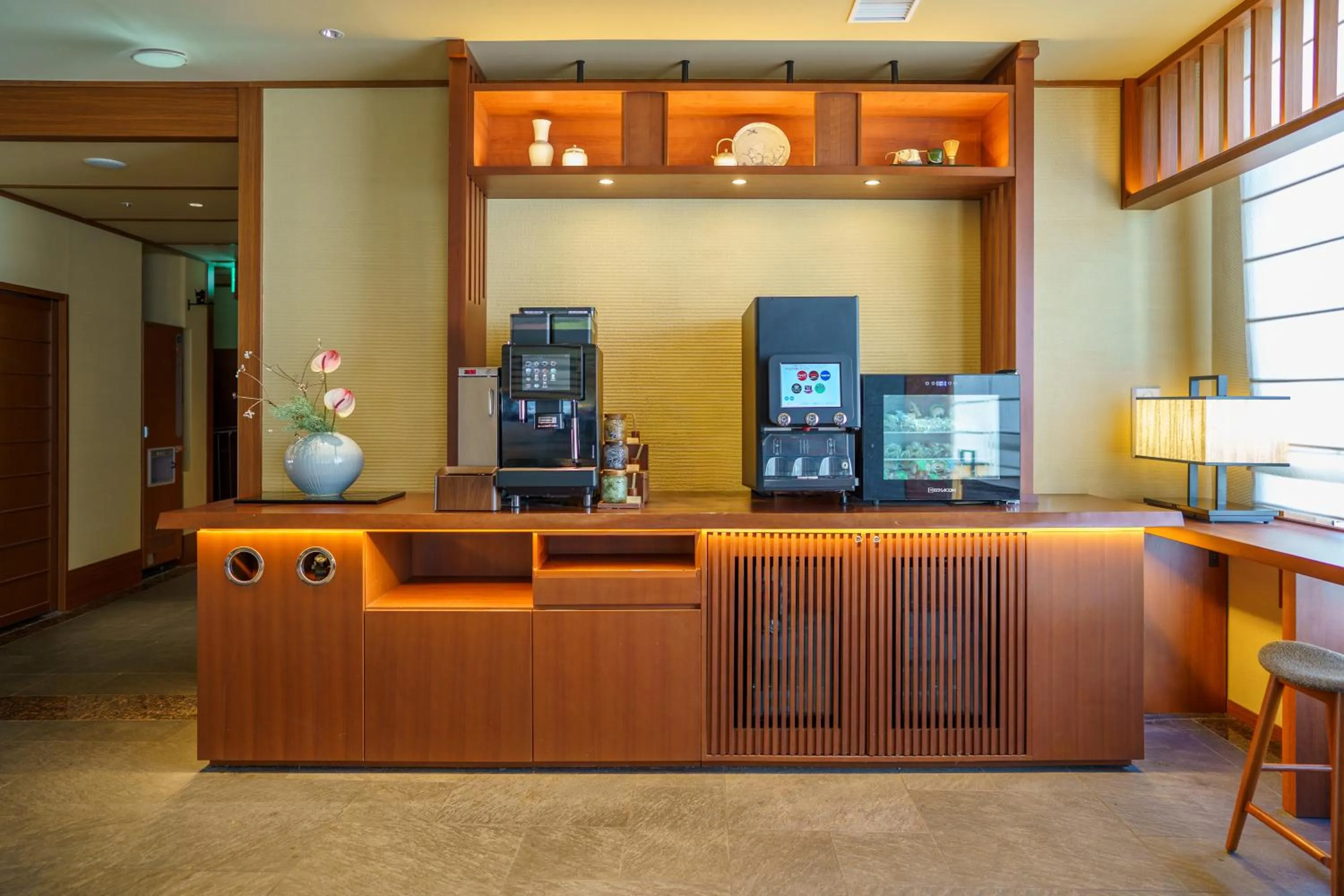 Communal lounge/ TV room in Sora Niwa Terrace Kyoto