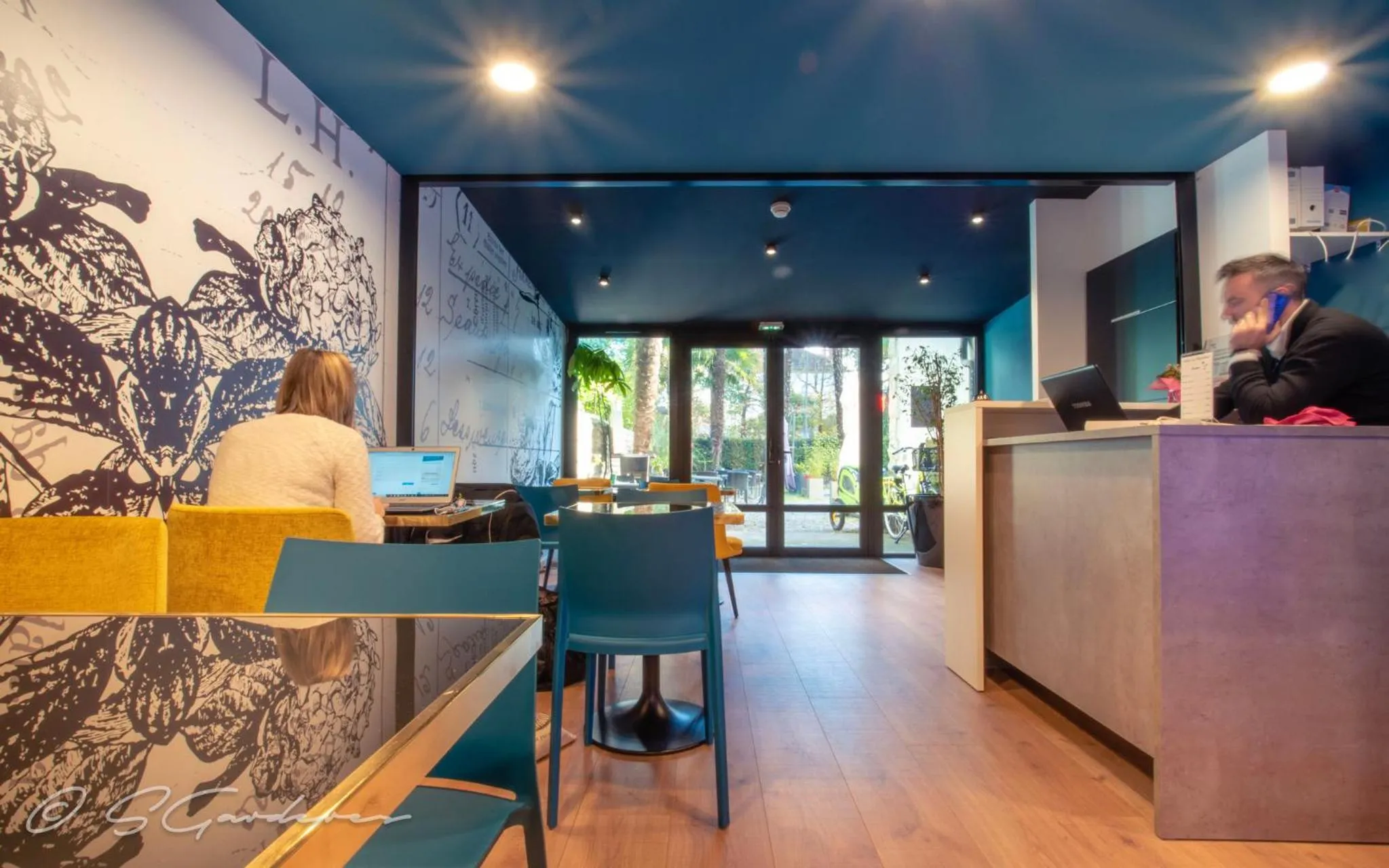 Lobby or reception in Hôtel Montilleul - Villa Primrose