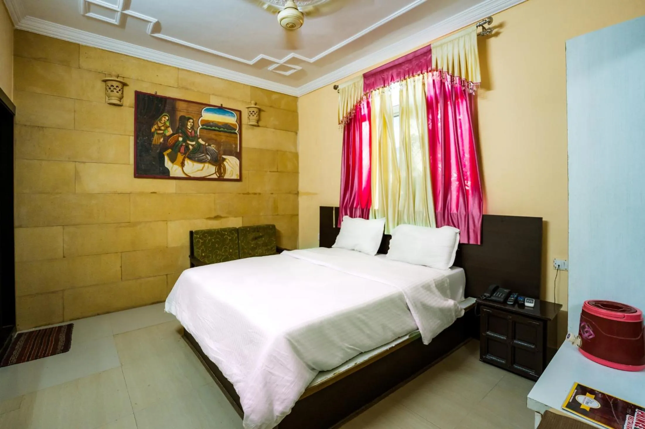 Bed in Hotel Prince-Near Jaisalmer Fort