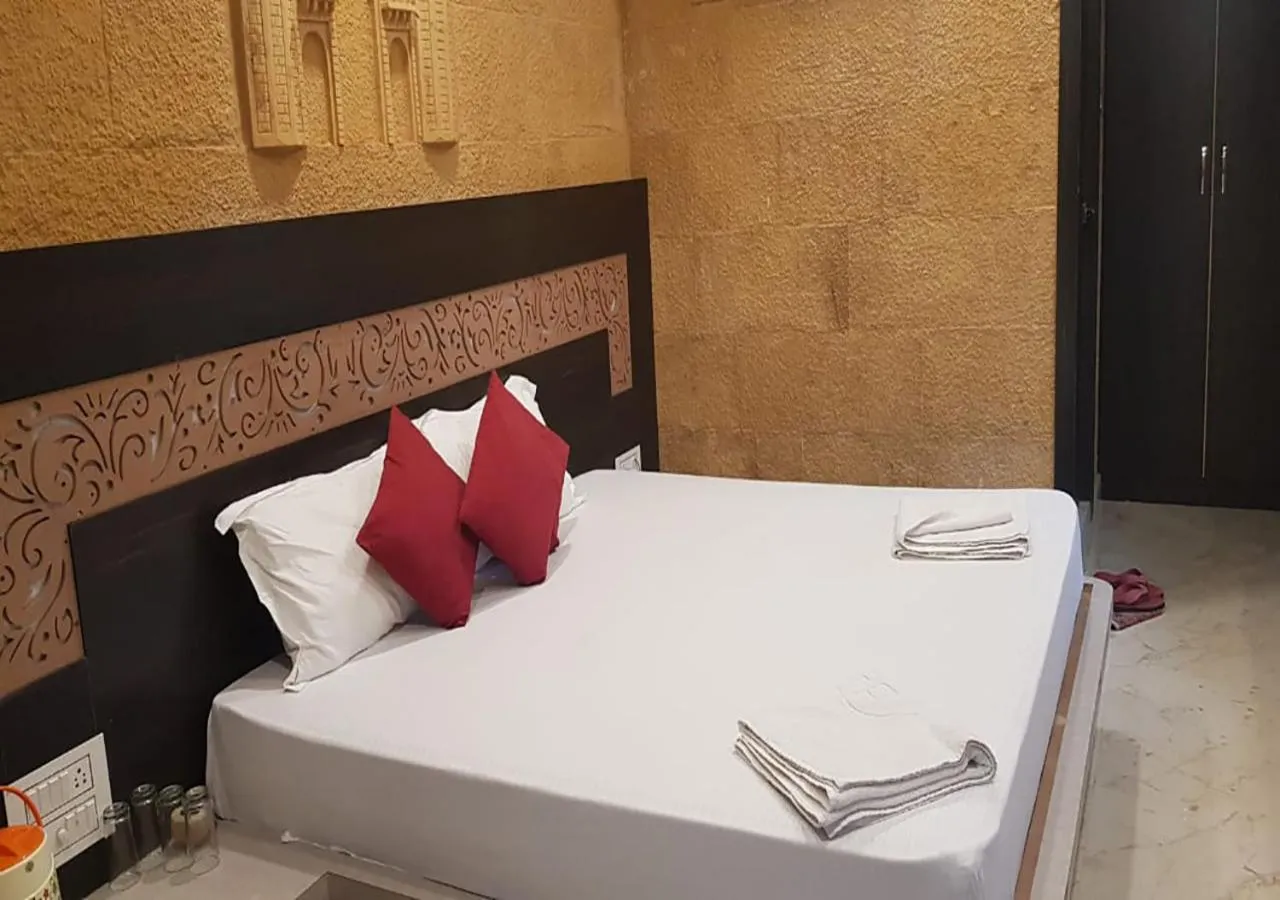Bed in Hotel Prince-Near Jaisalmer Fort