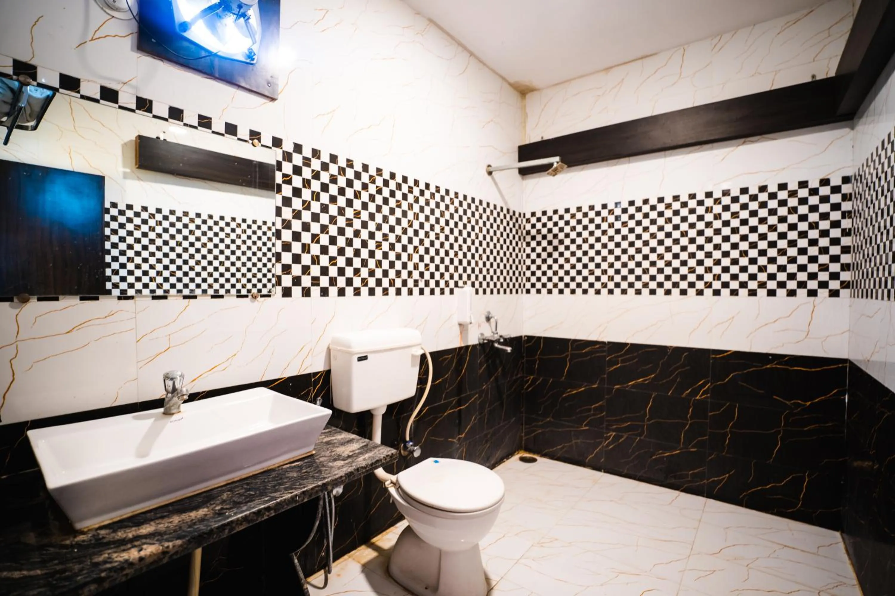 Bathroom in Hotel Prince-Near Jaisalmer Fort