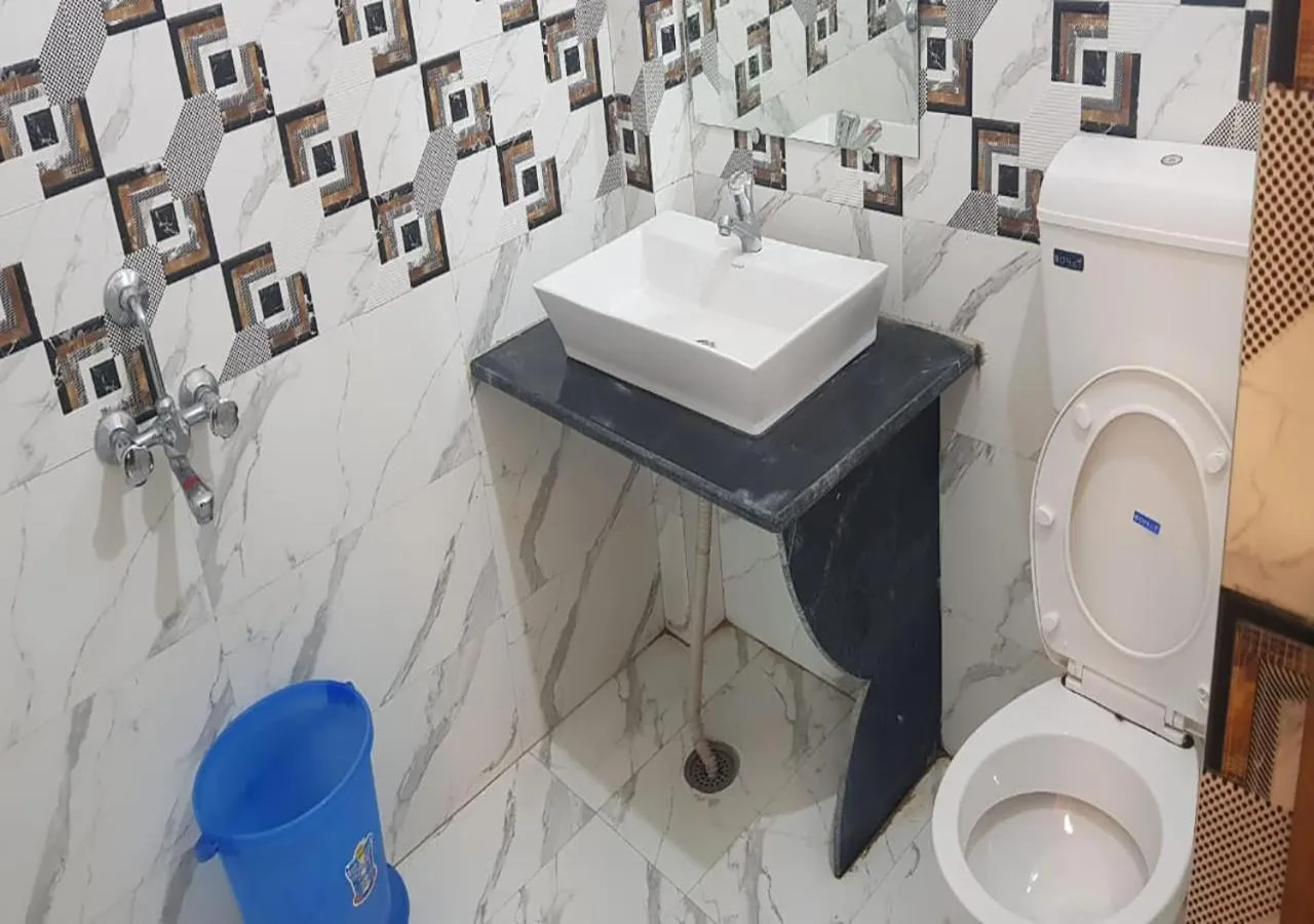 Bathroom in Hotel Prince-Near Jaisalmer Fort