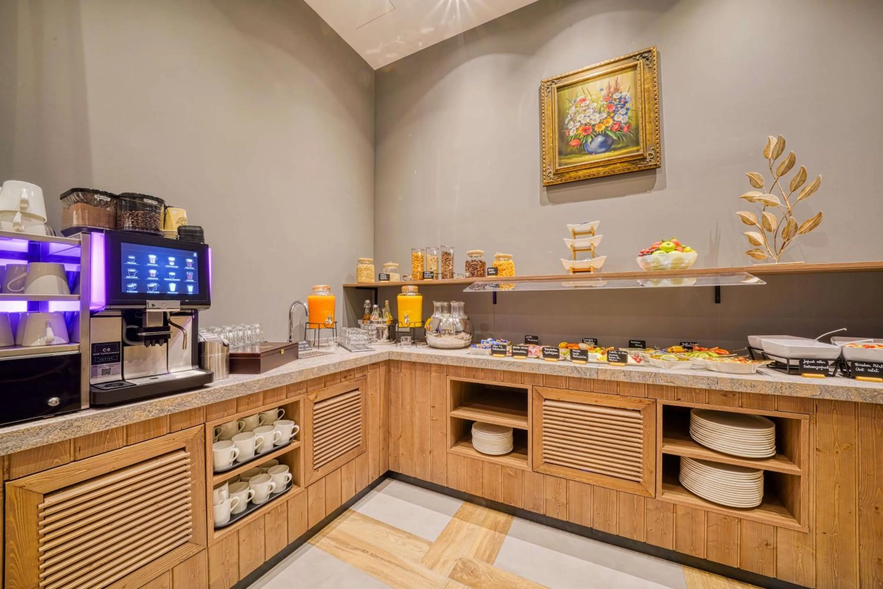 Restaurant/places to eat in Vienna House Easy by Wyndham Freiburg City