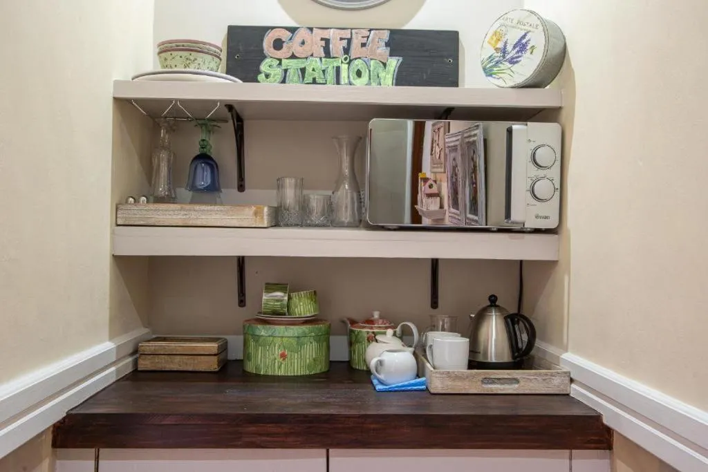Kitchen or kitchenette in The Tuscan Garden