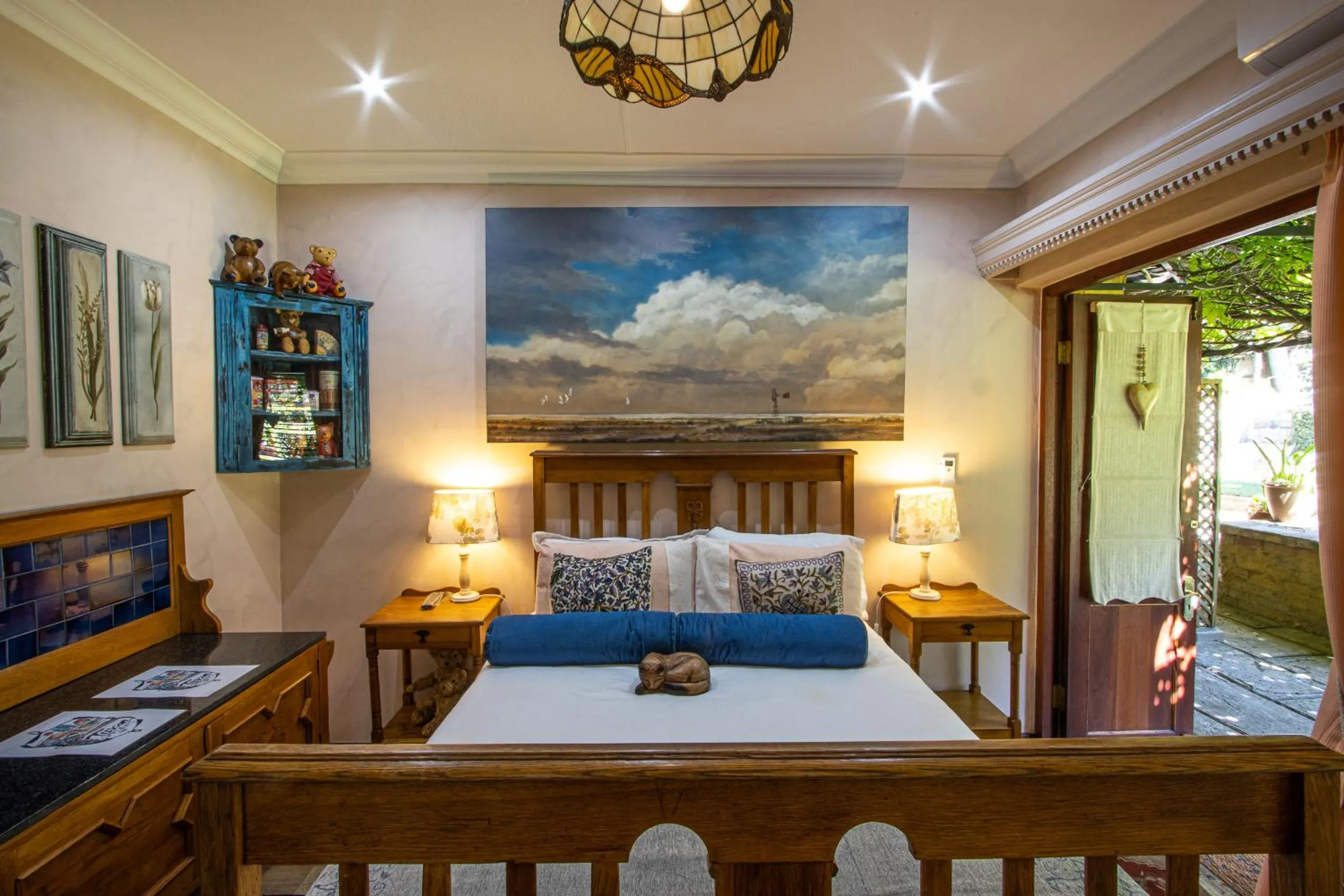 Bedroom, Bed in The Tuscan Garden