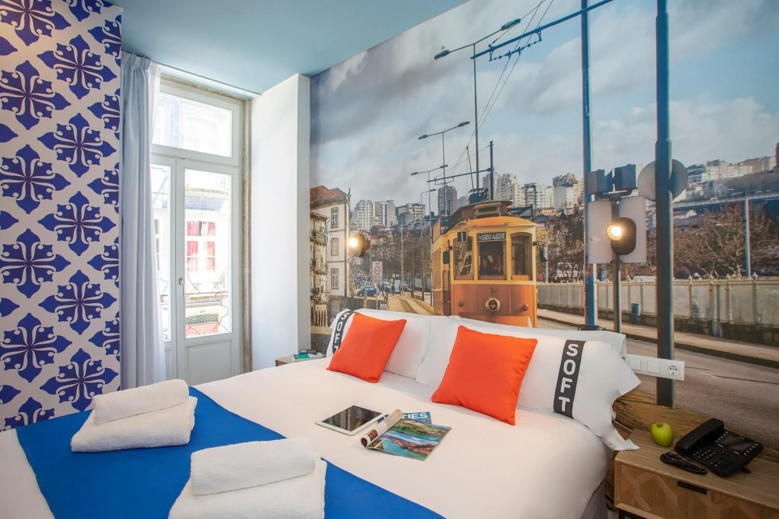 Photo of the whole room, Bed in Casual Raízes Porto Photo of the whole room, Bed in Casual Raízes Porto