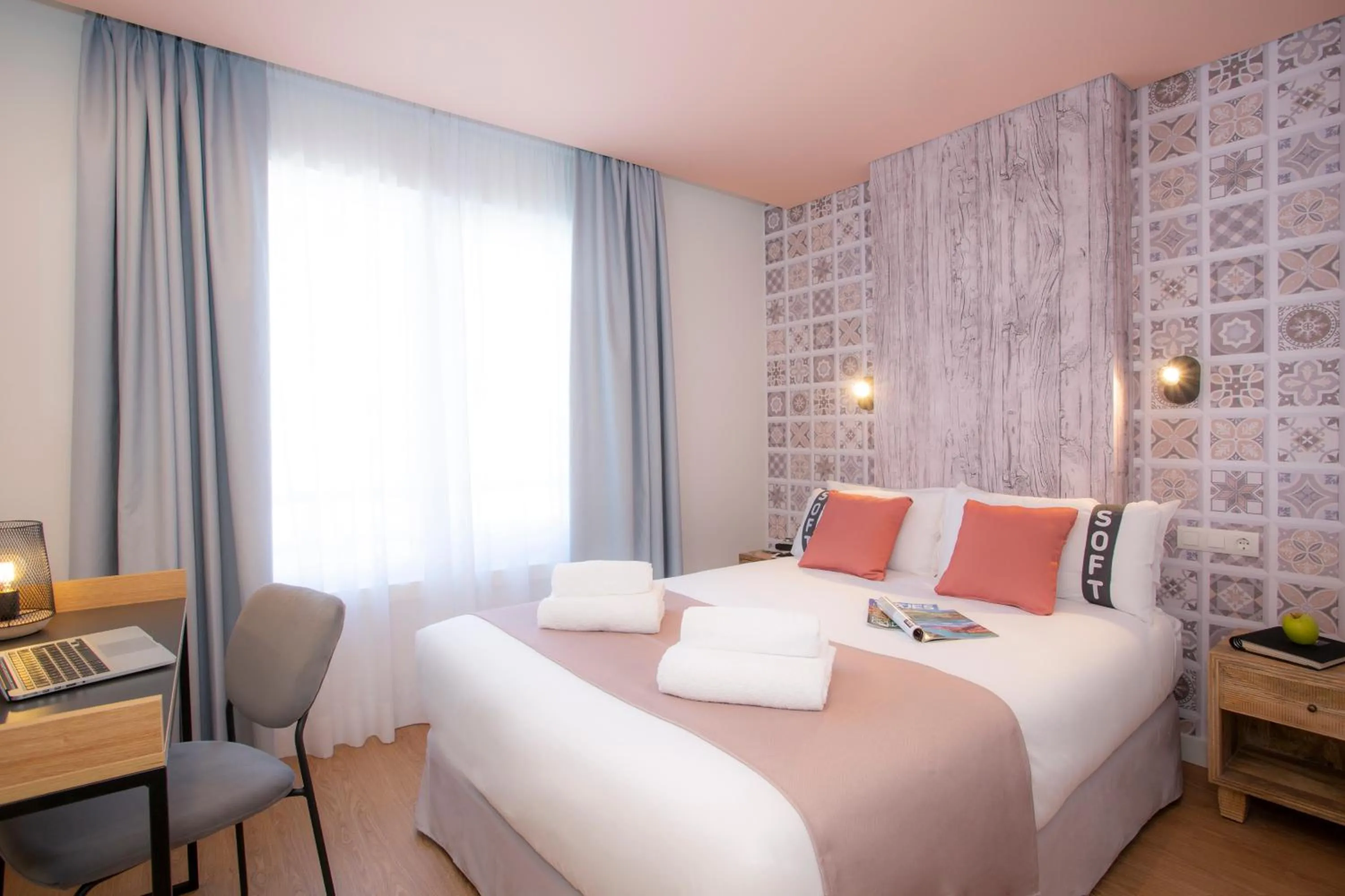 Budget Double Room in Casual Raízes Porto