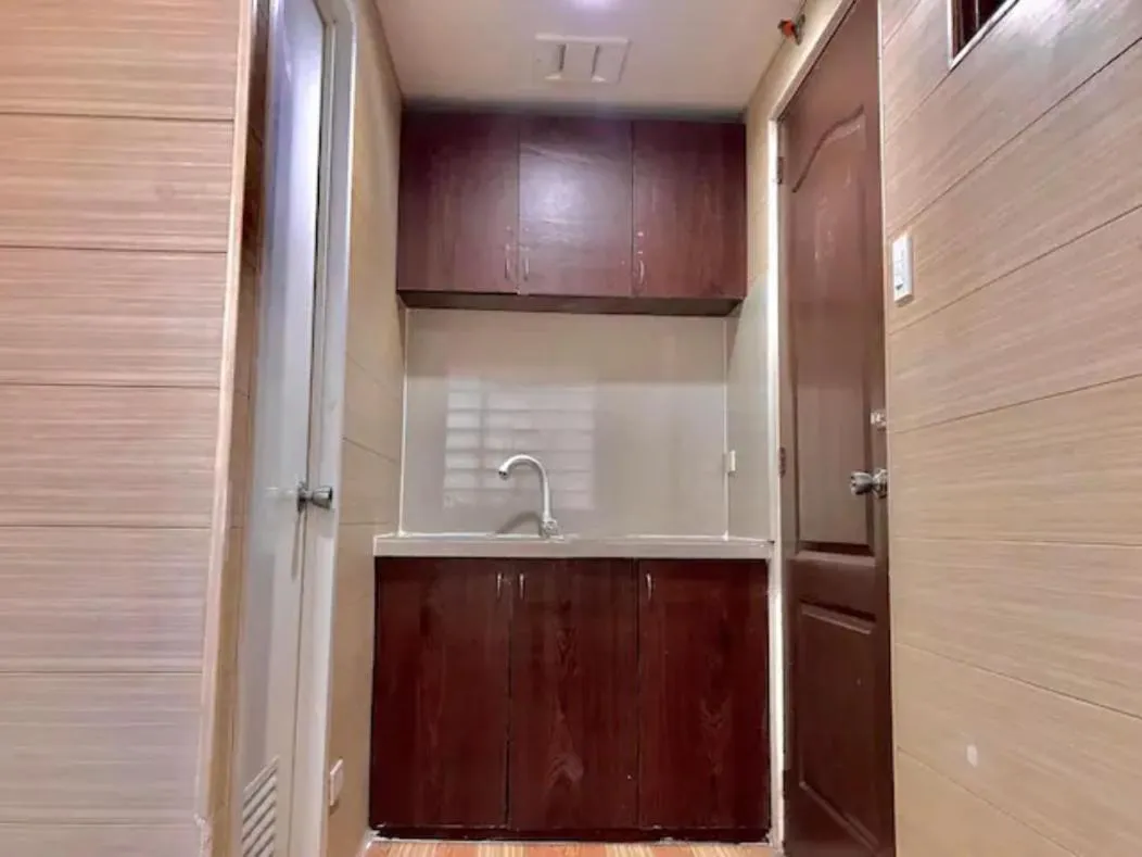 Budget Single Room in Maine City Residences Leveriza