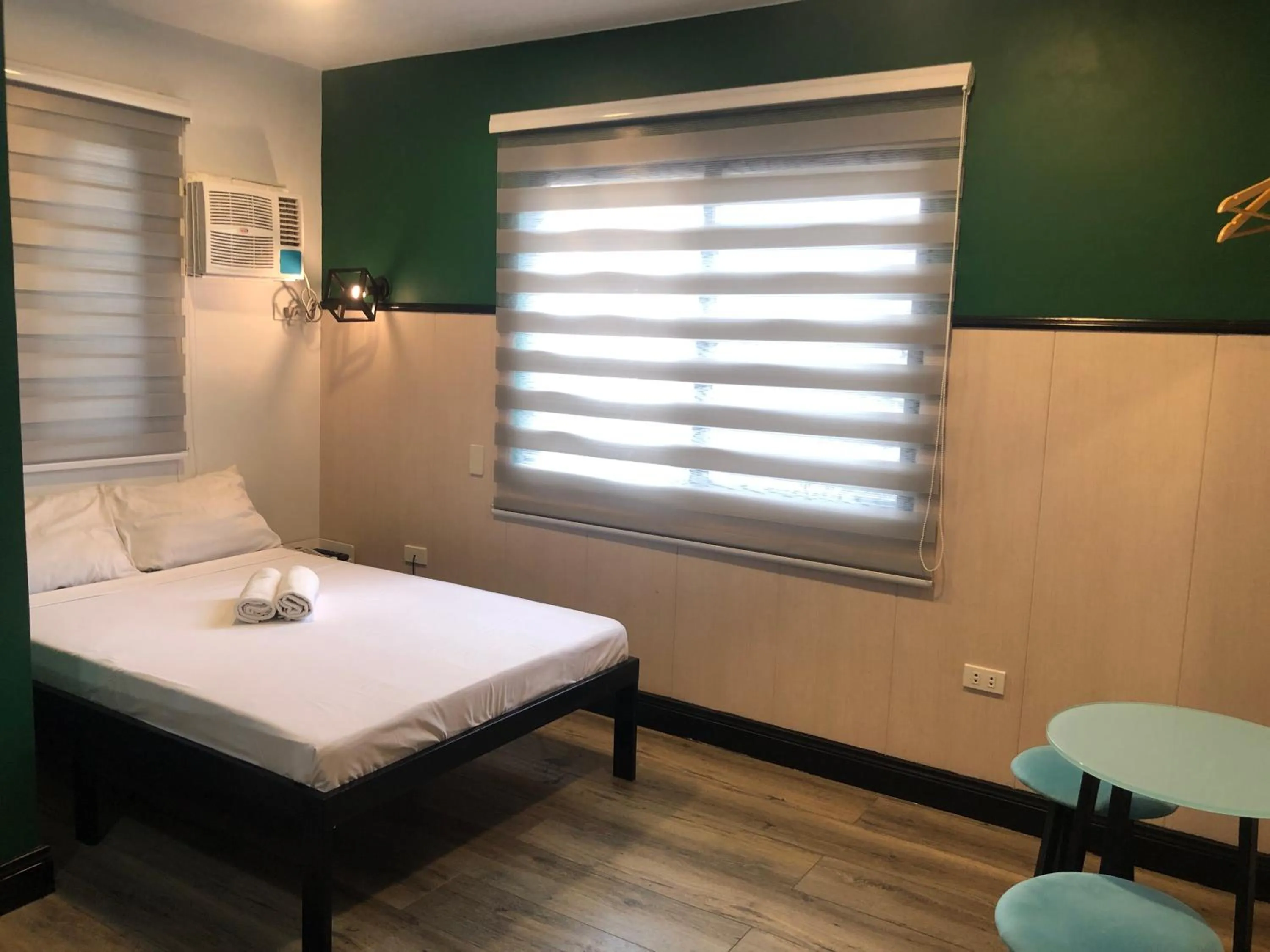 Bedroom, Bed in Maine City Residences Leveriza