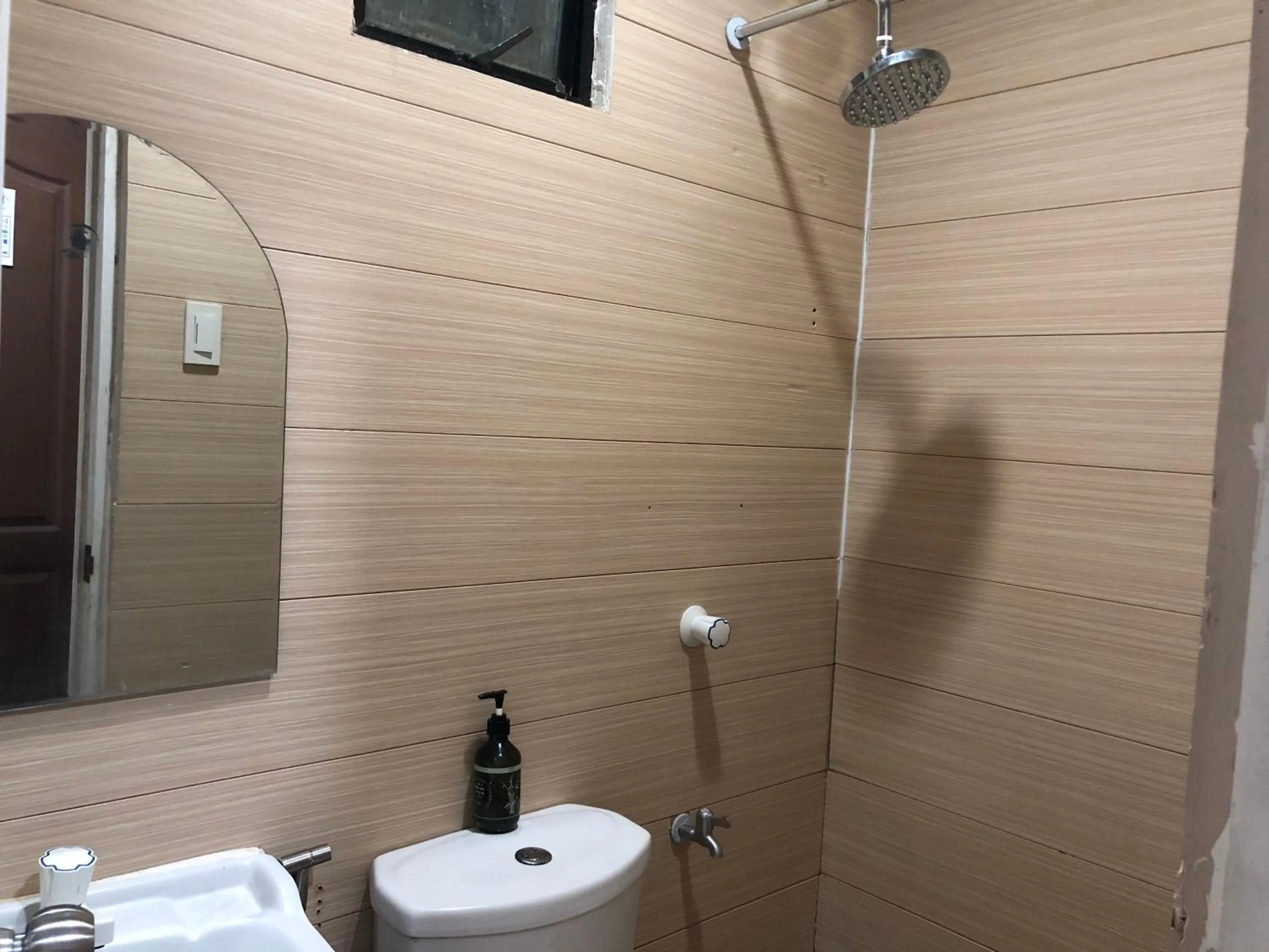 Maine City Residences Leveriza