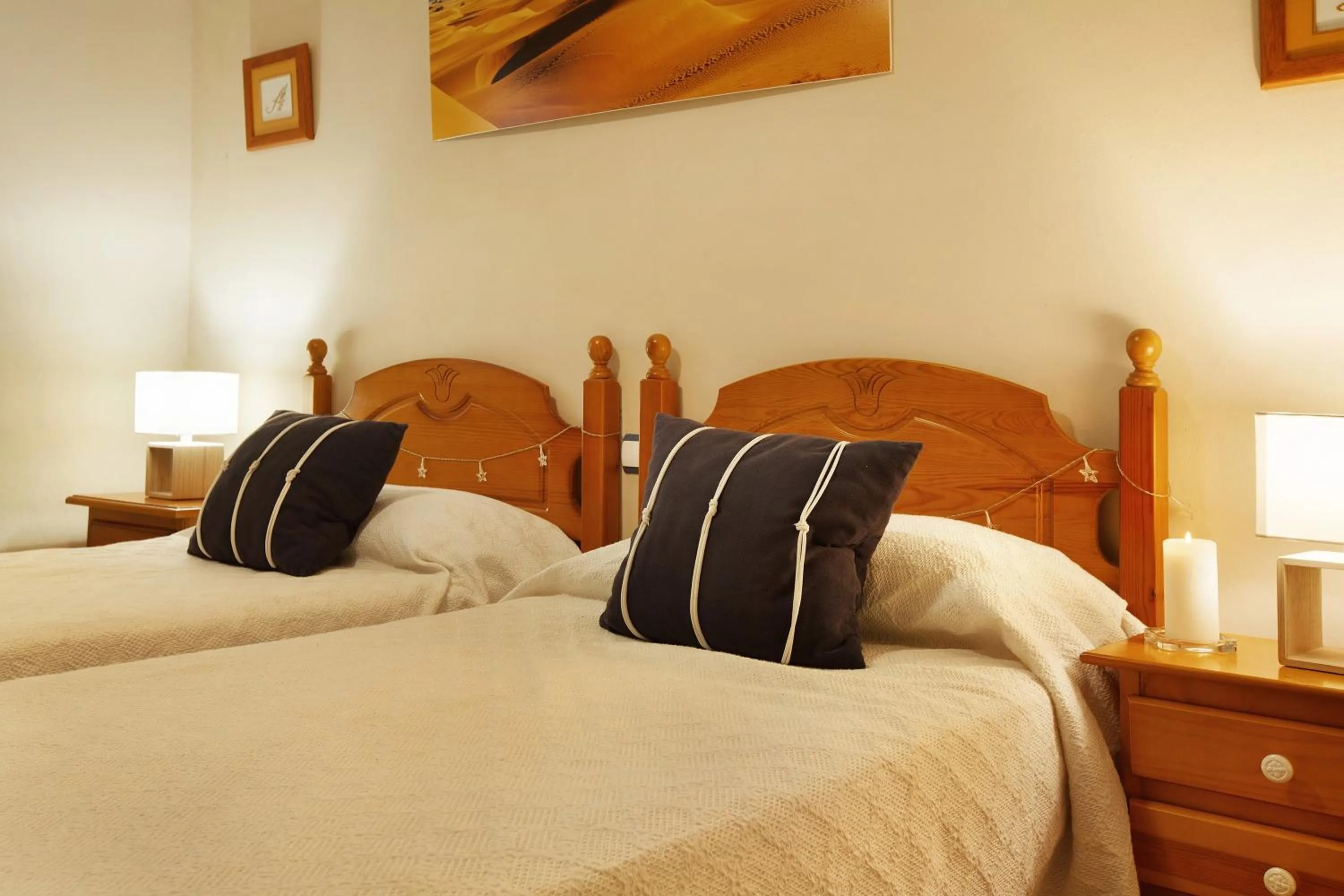 Living room, Bed in Apartamento Sol Del Sur