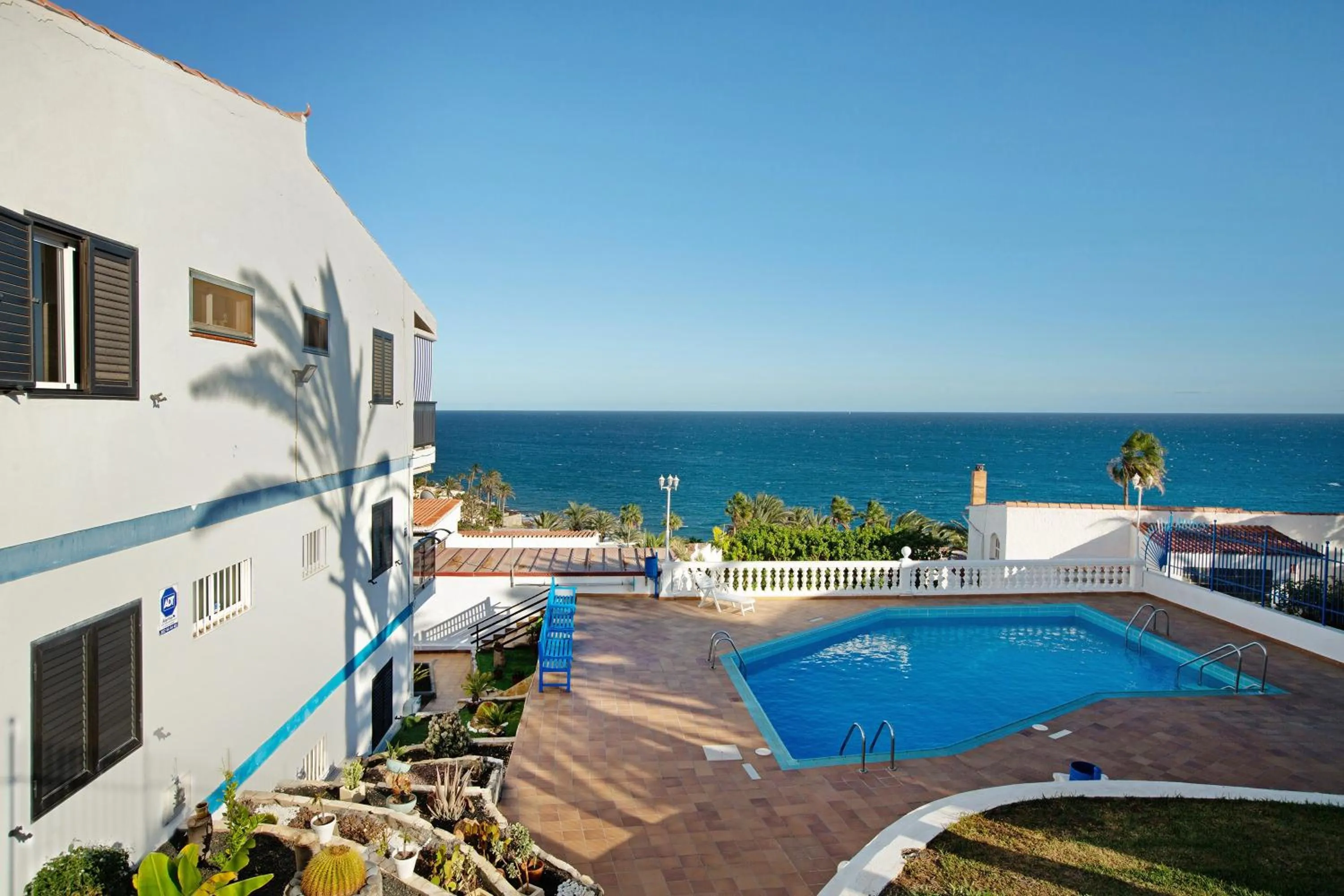 Property building in Apartamento Sol Del Sur