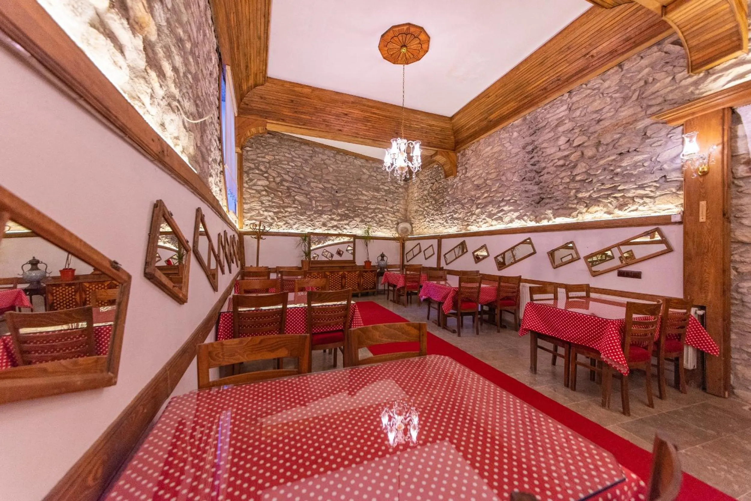 Restaurant/places to eat in Cesmeli Konak Corner