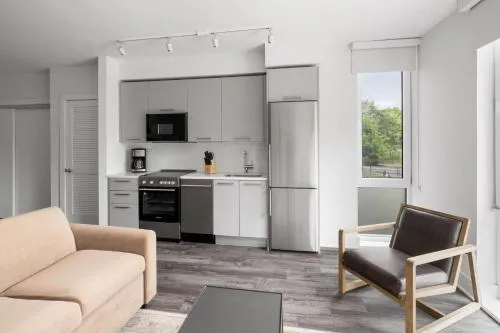 Reside Navy Yard, a Wyndham Residence