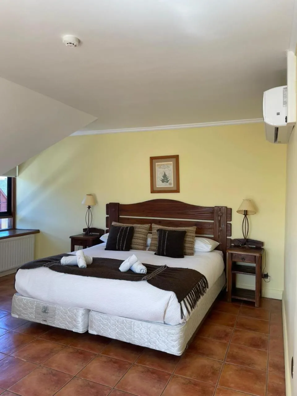 Standard Queen Room in Hotel del Volcán