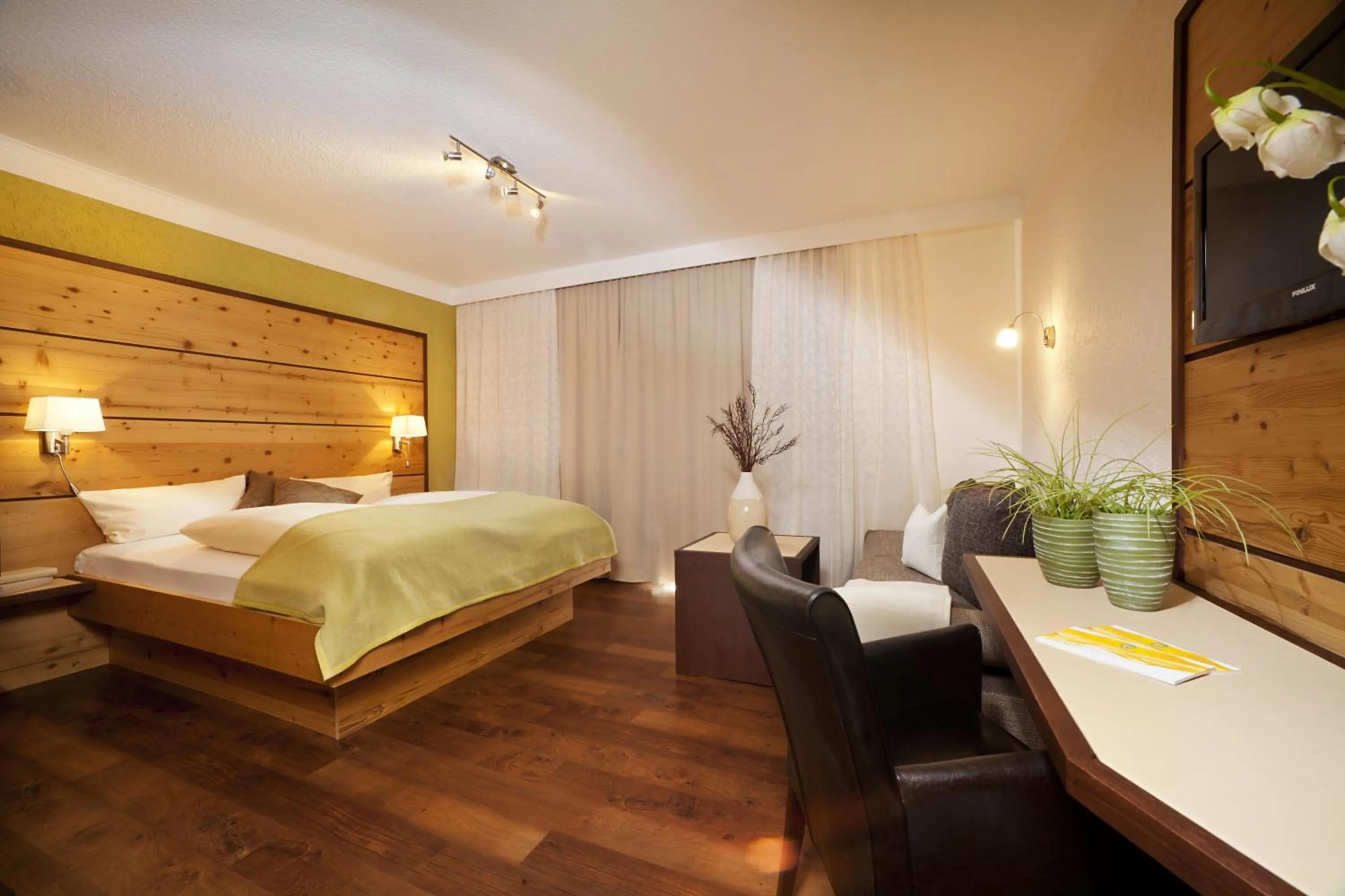 Photo of the whole room, Bed in Hotel Bergblick