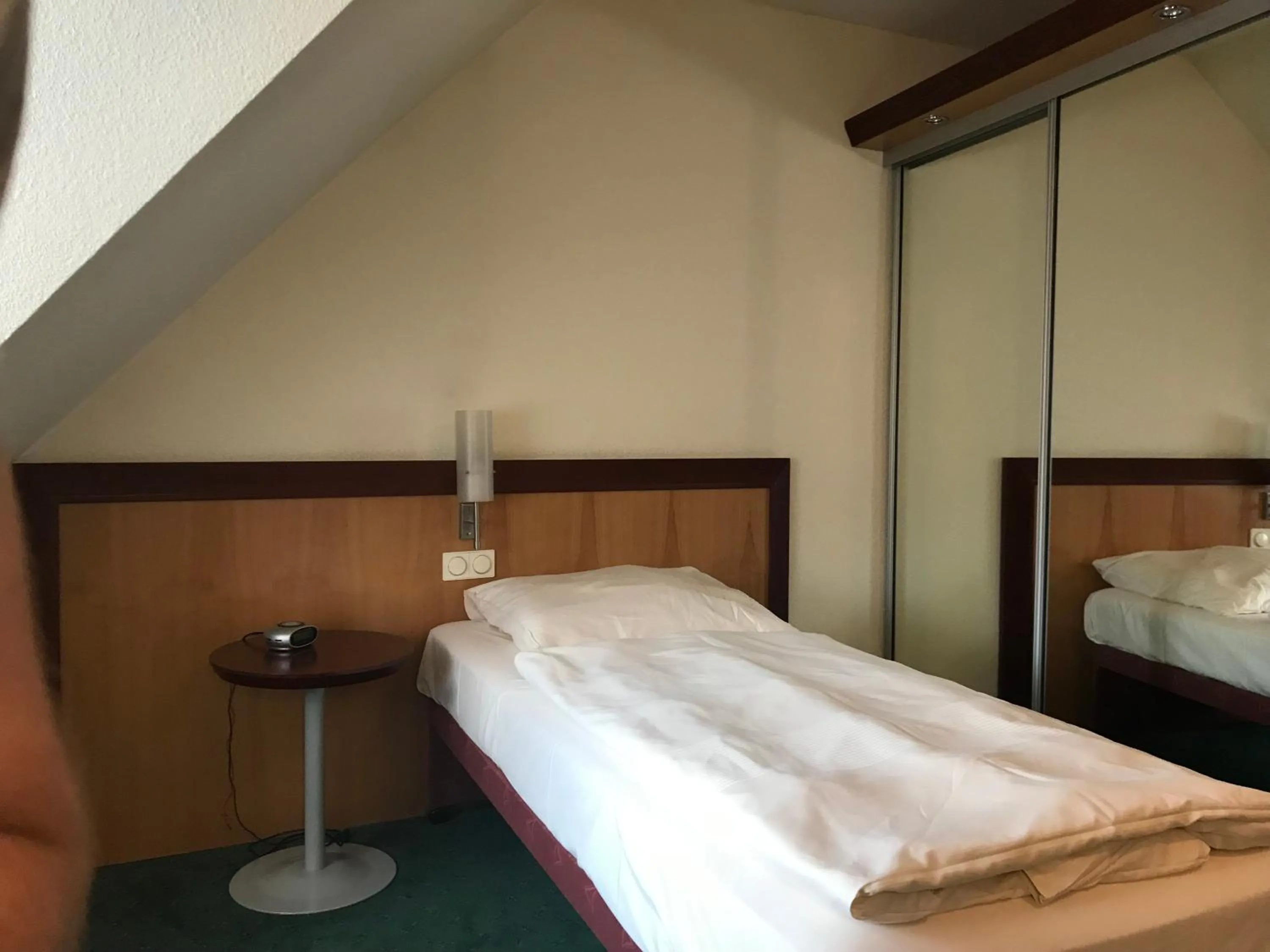 Bed in Hotel Gasthof Grüner Wald