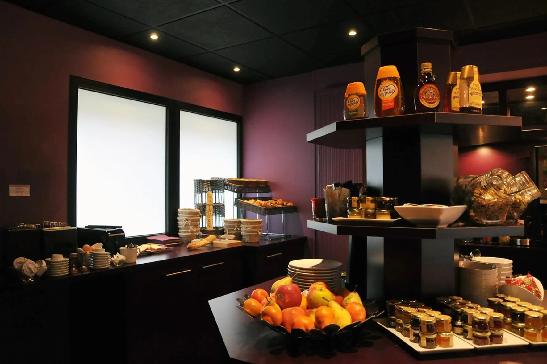 Continental breakfast in Hôtel Des Quatrans