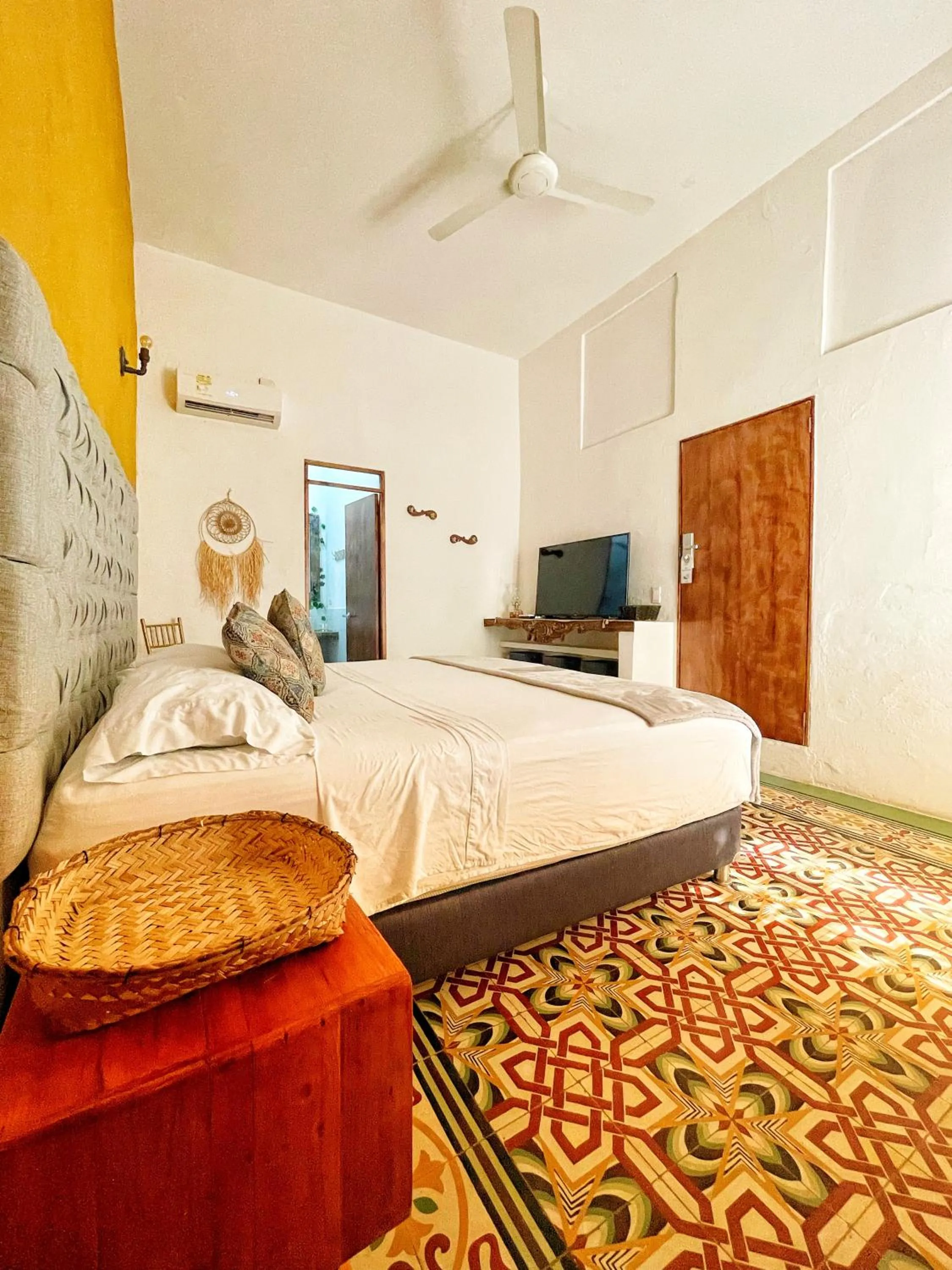 Bedroom, Bed in Casa Moraira