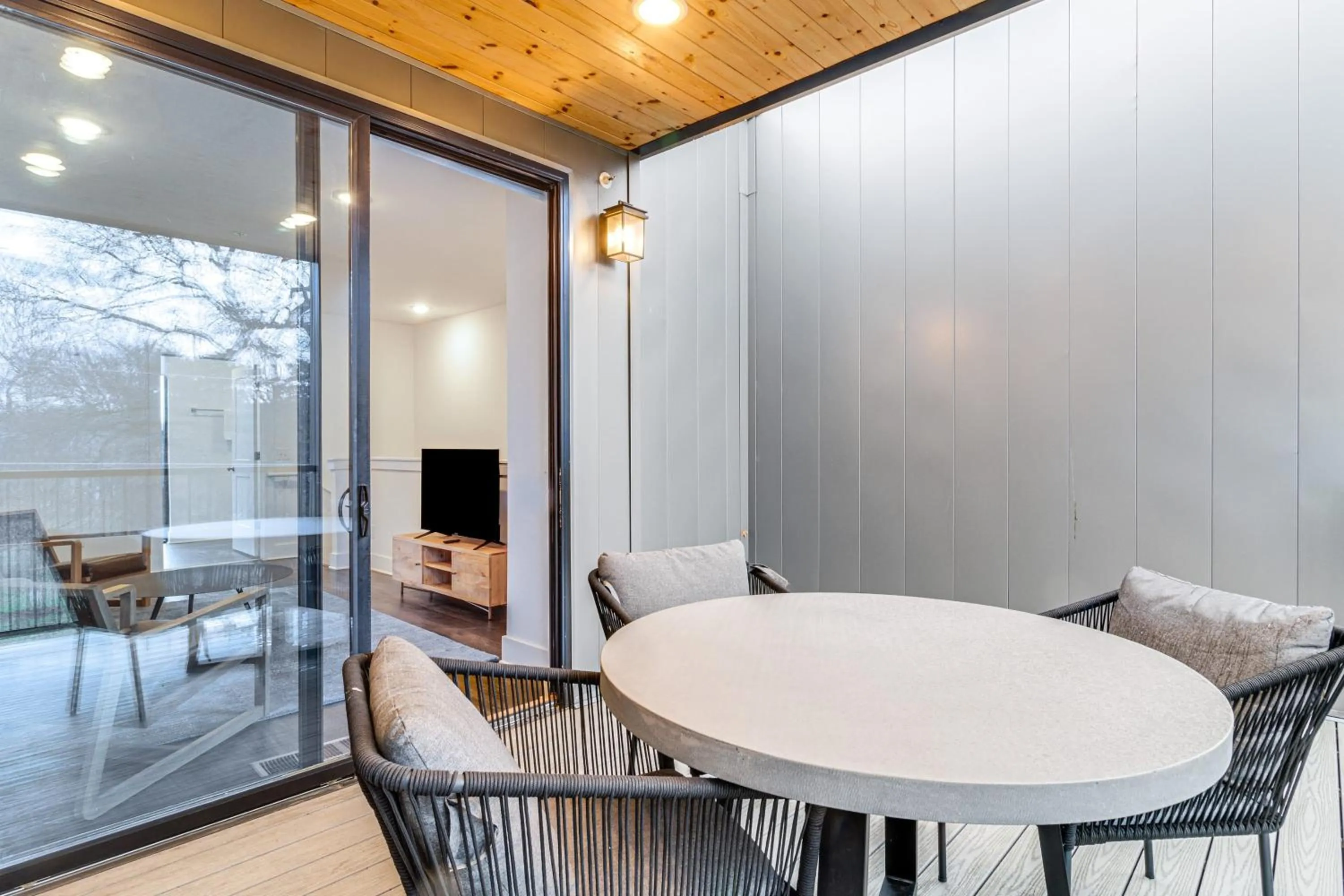 Other in Sonder The High Note