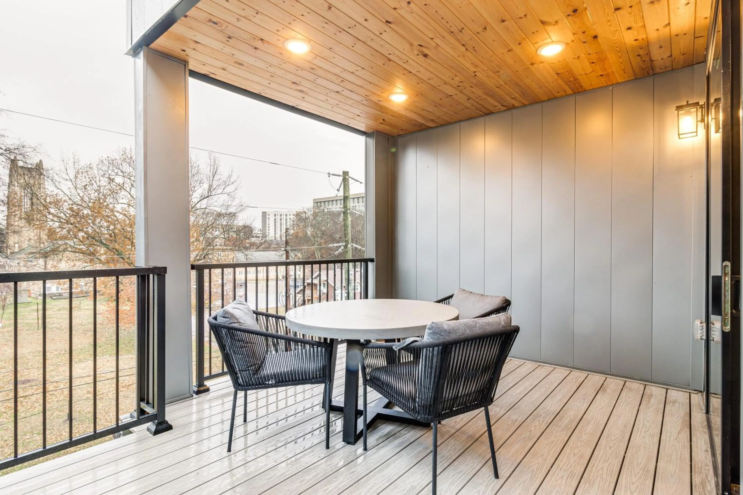 Other in Sonder The High Note