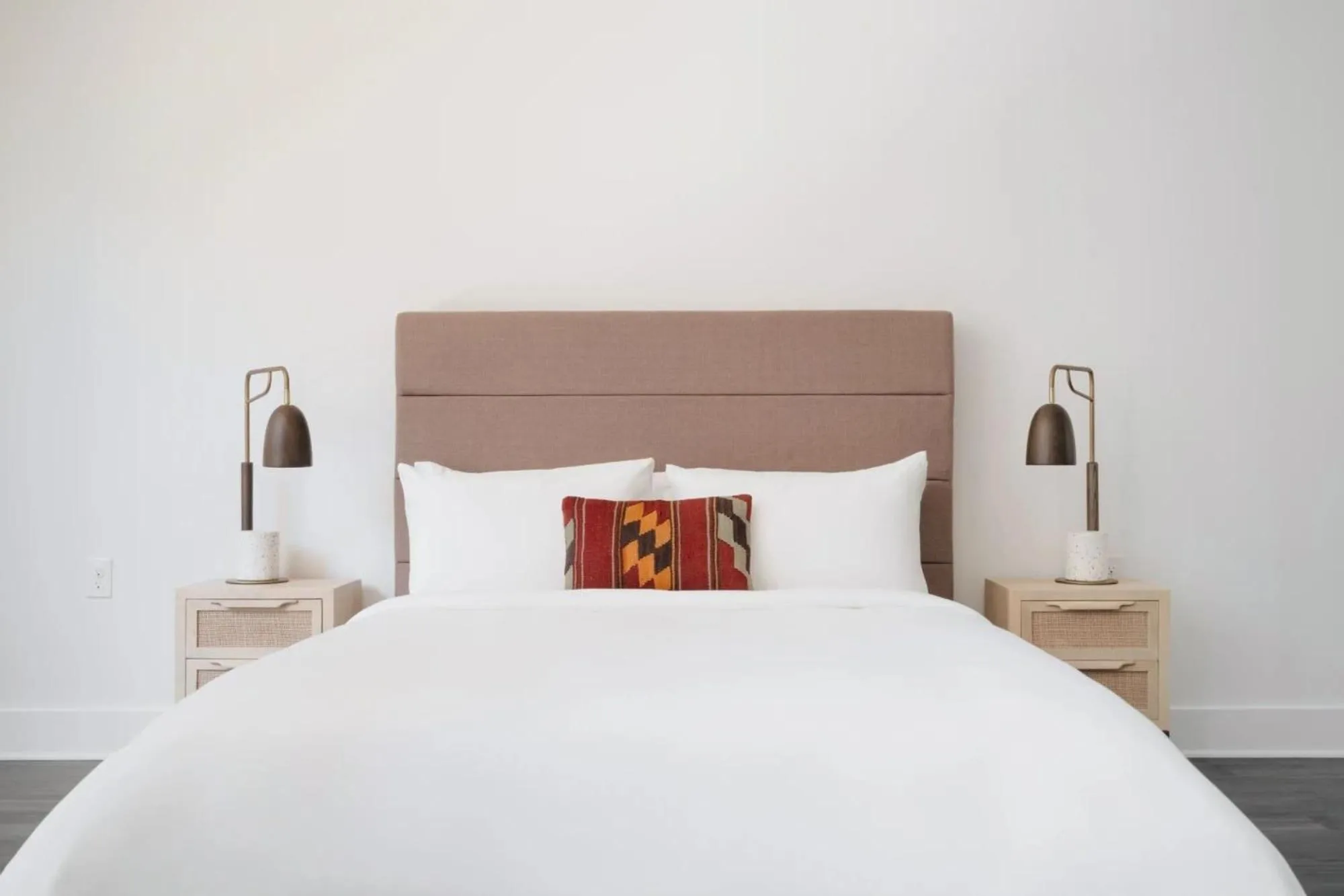 Other, Bed in Sonder The High Note